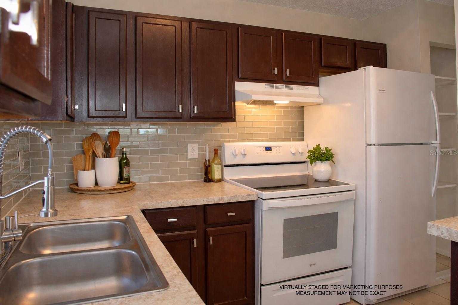 Image 13 of 19 For 6003 Oleander Drive