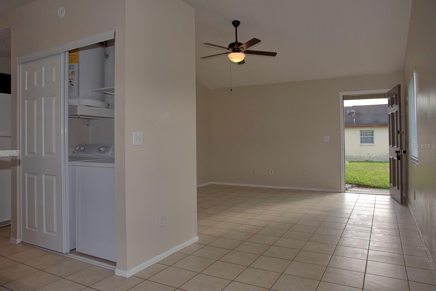 Image 4 of 19 For 6003 Oleander Drive