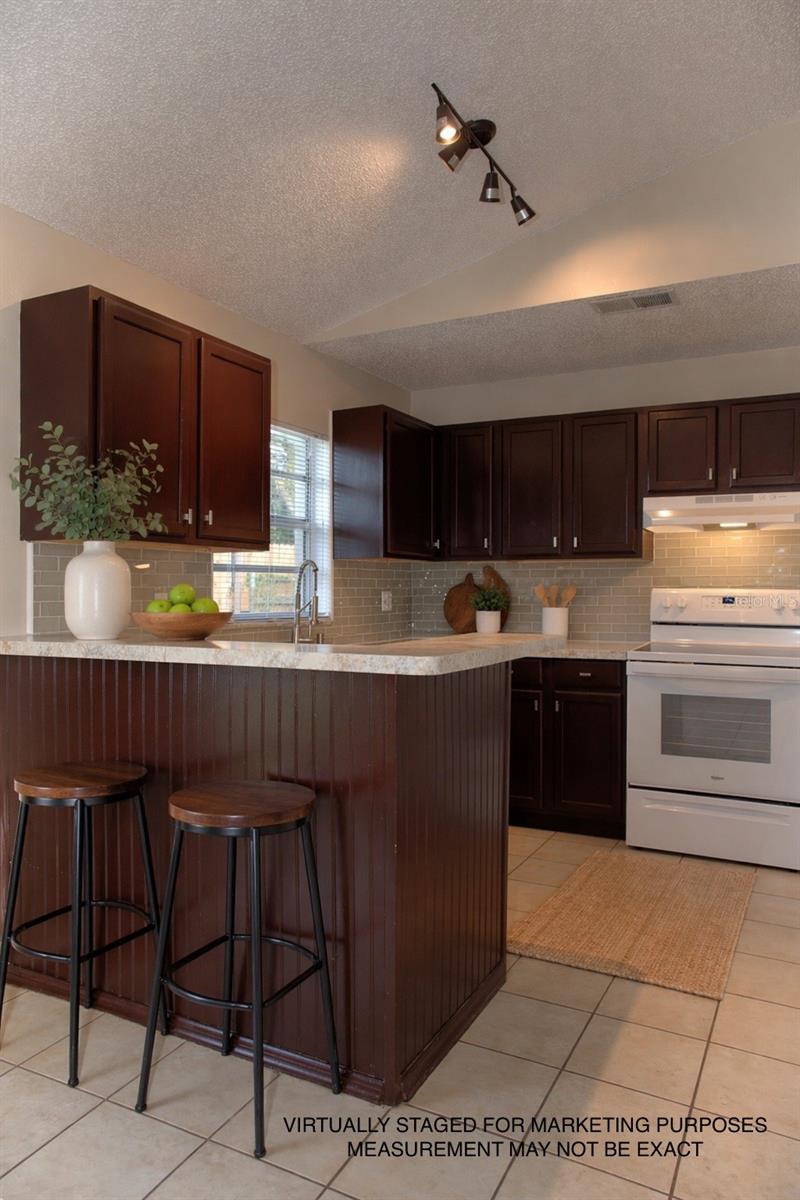 Image 9 of 19 For 6003 Oleander Drive