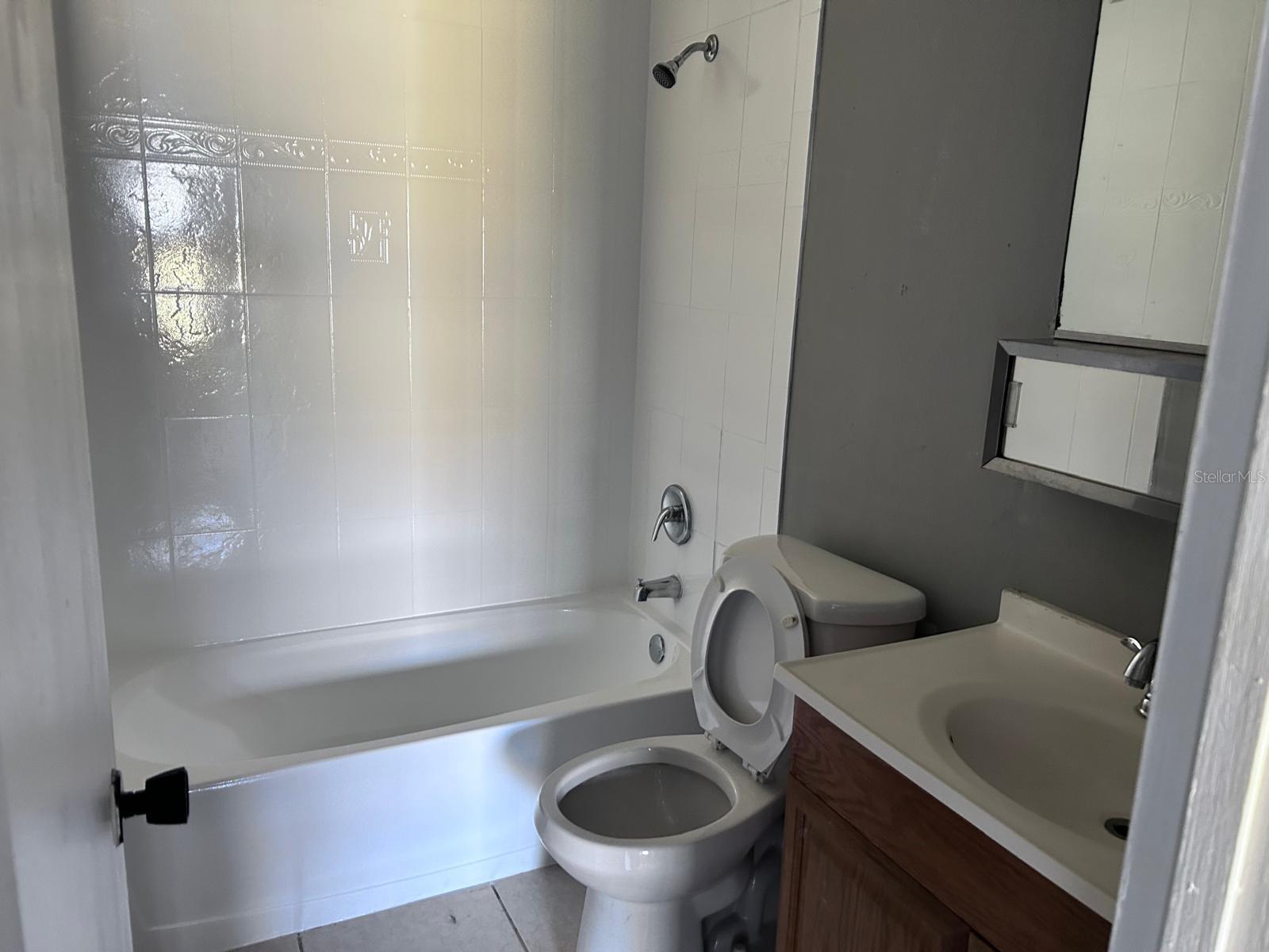 Image 8 of 11 For 1625 Oak Ridge Road C