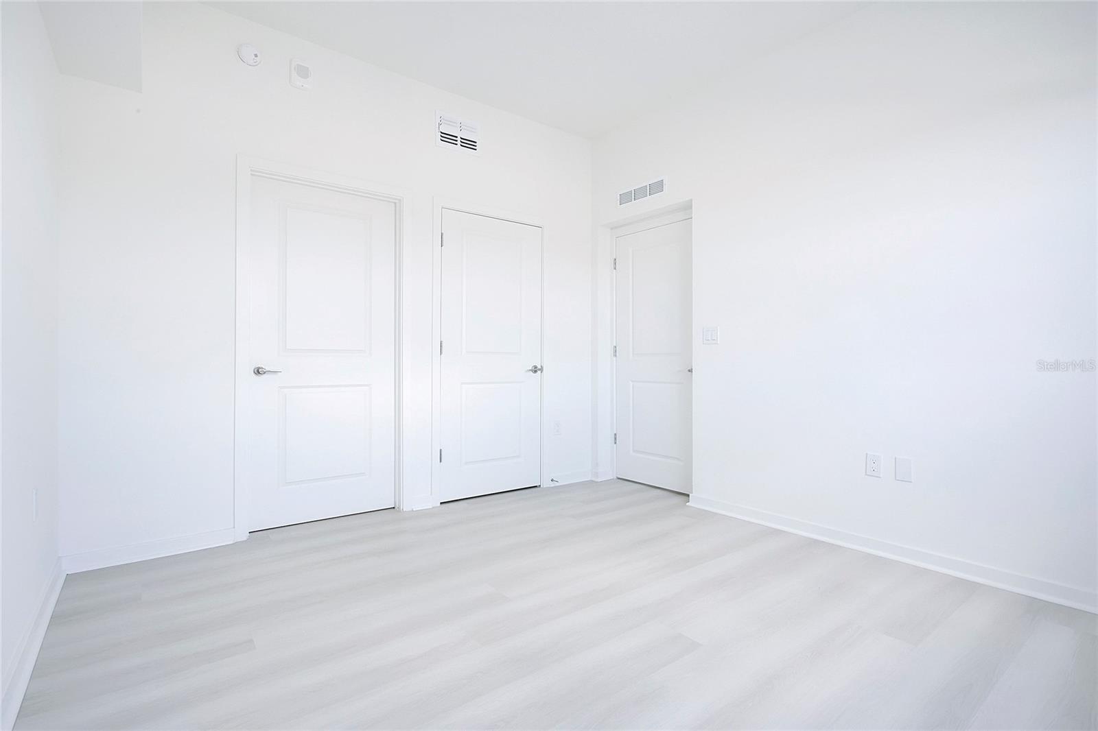 Image 17 of 26 For 5579 Millenia Park Boulevard 106