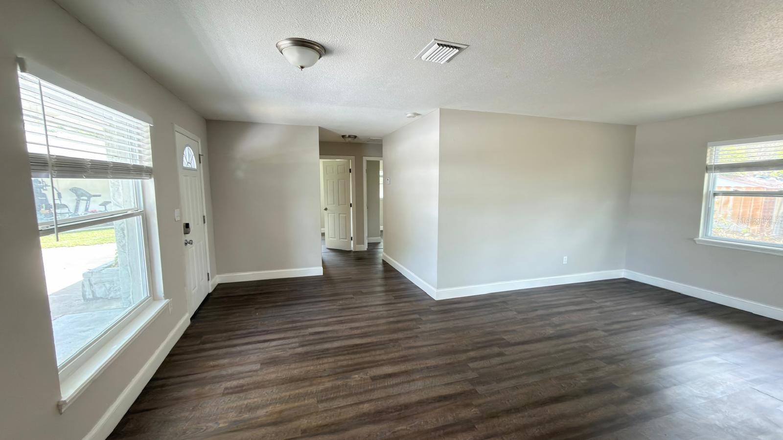 Image 6 of 19 For 4226 Kelly Miller Court