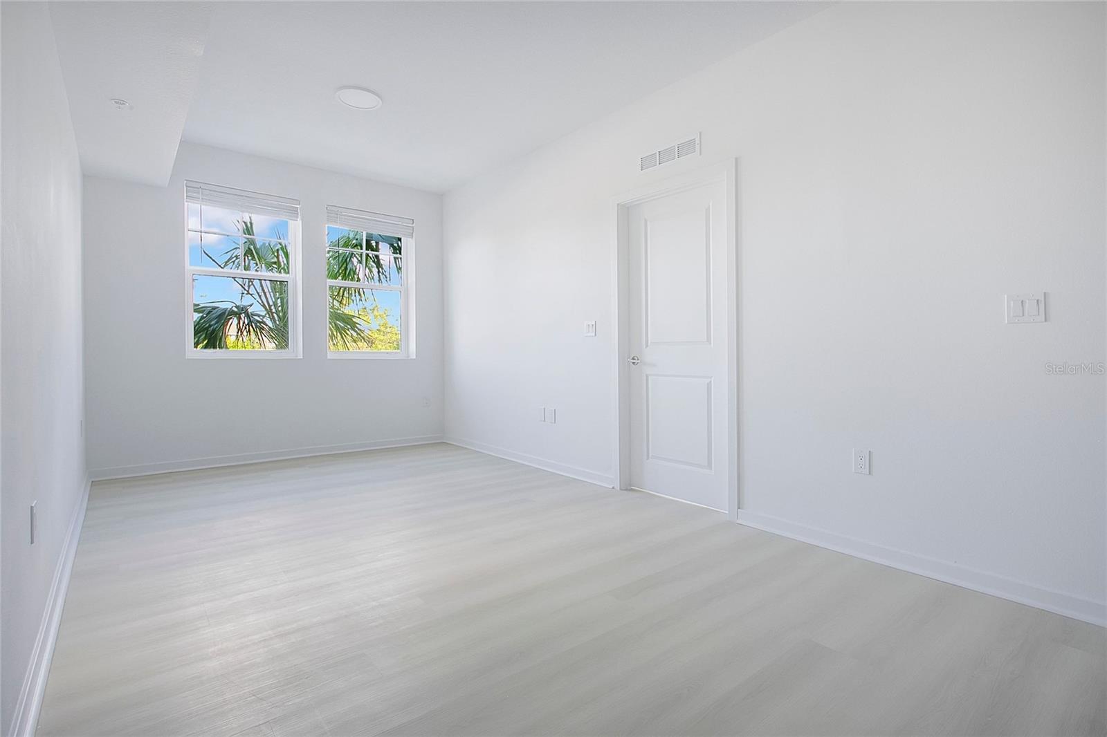 Image 11 of 29 For 5579 Millenia Park Boulevard 223