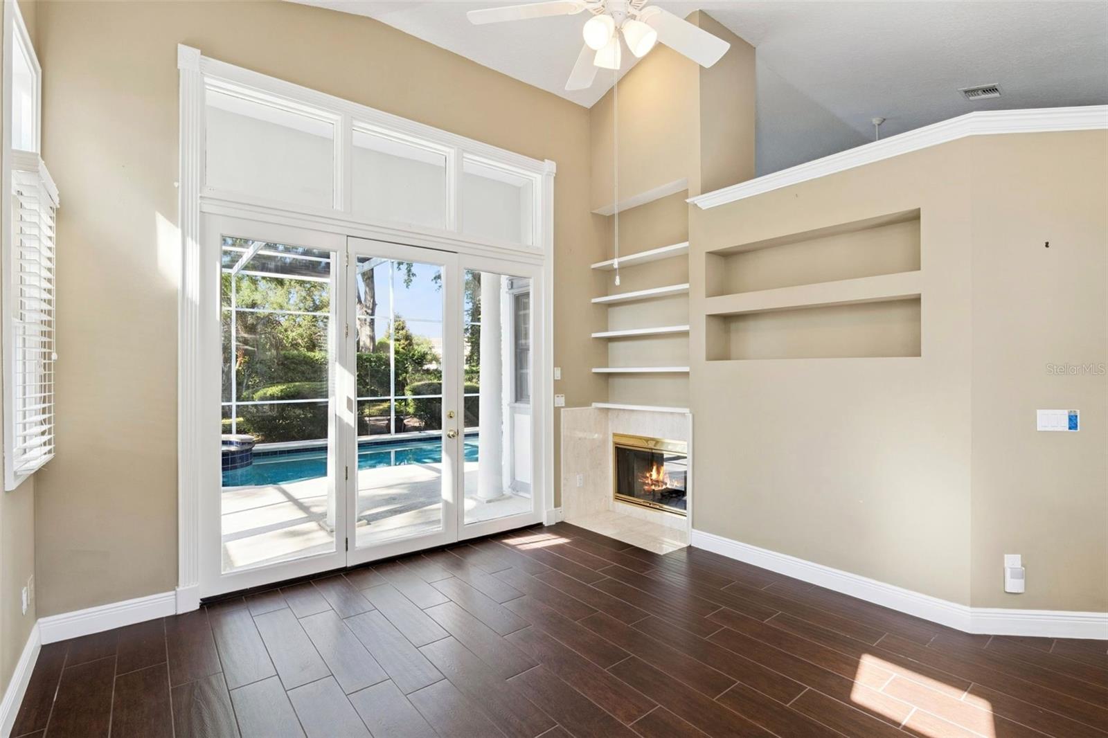 Image 10 of 52 For 1250 Langley Court