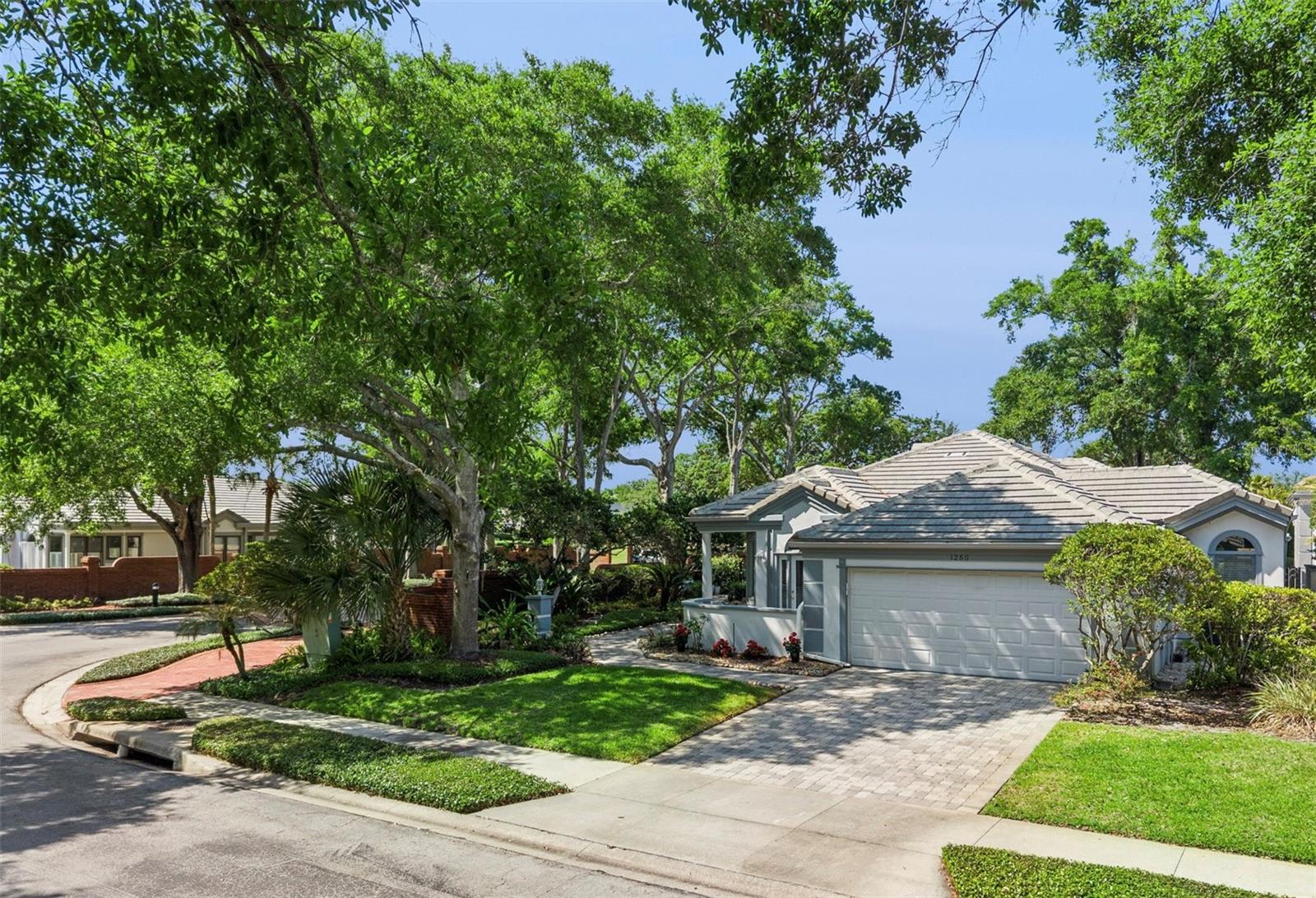 Image 3 of 52 For 1250 Langley Court