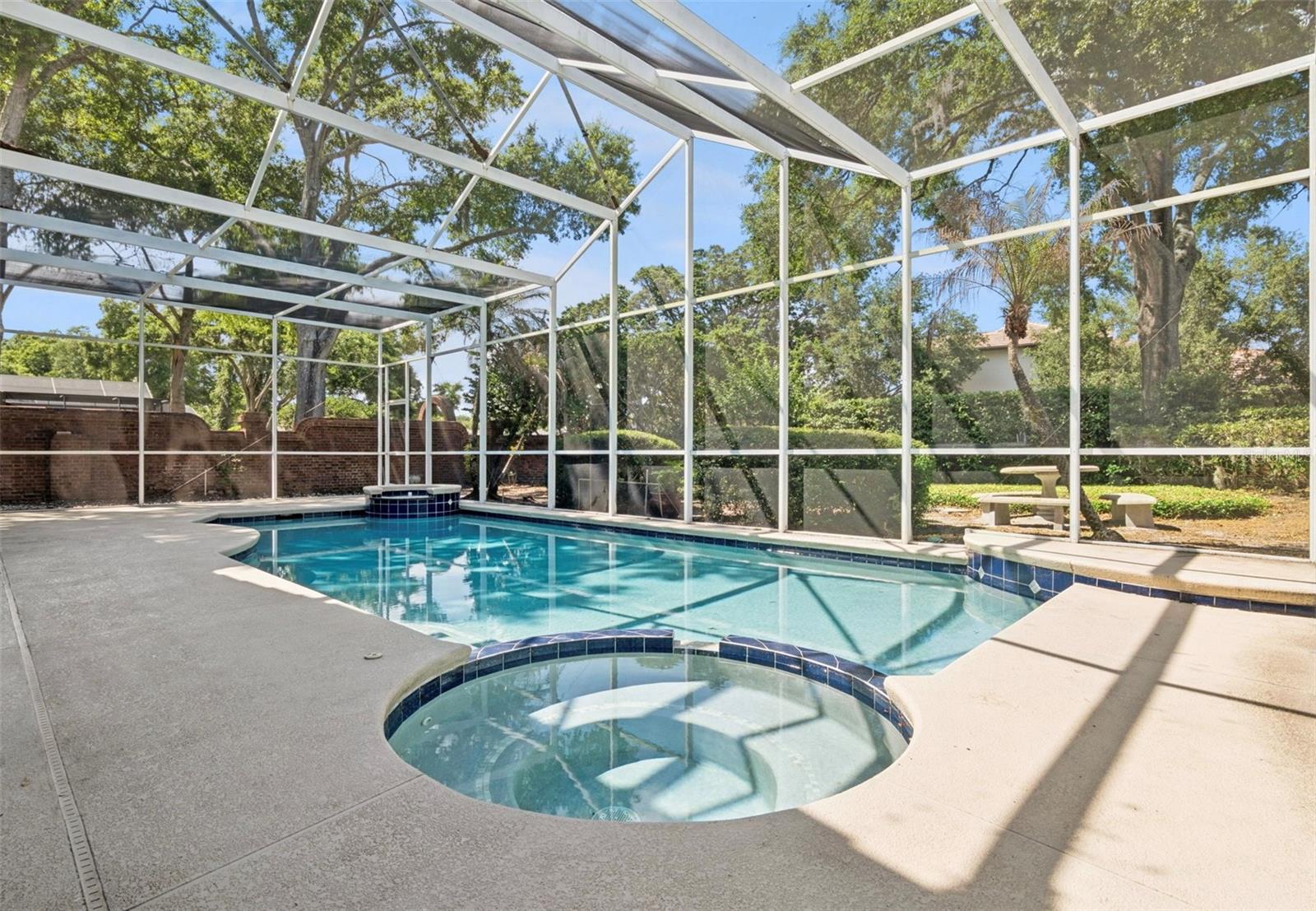 Image 31 of 52 For 1250 Langley Court