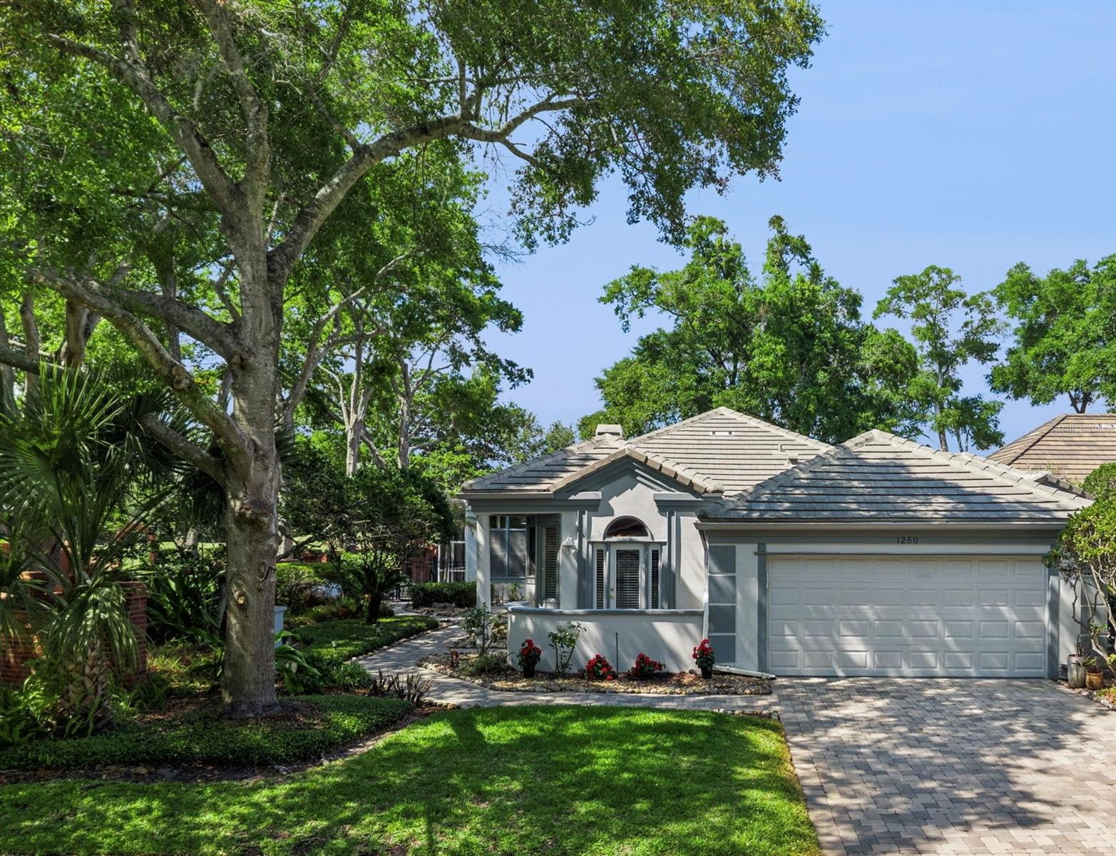 Image 4 of 52 For 1250 Langley Court