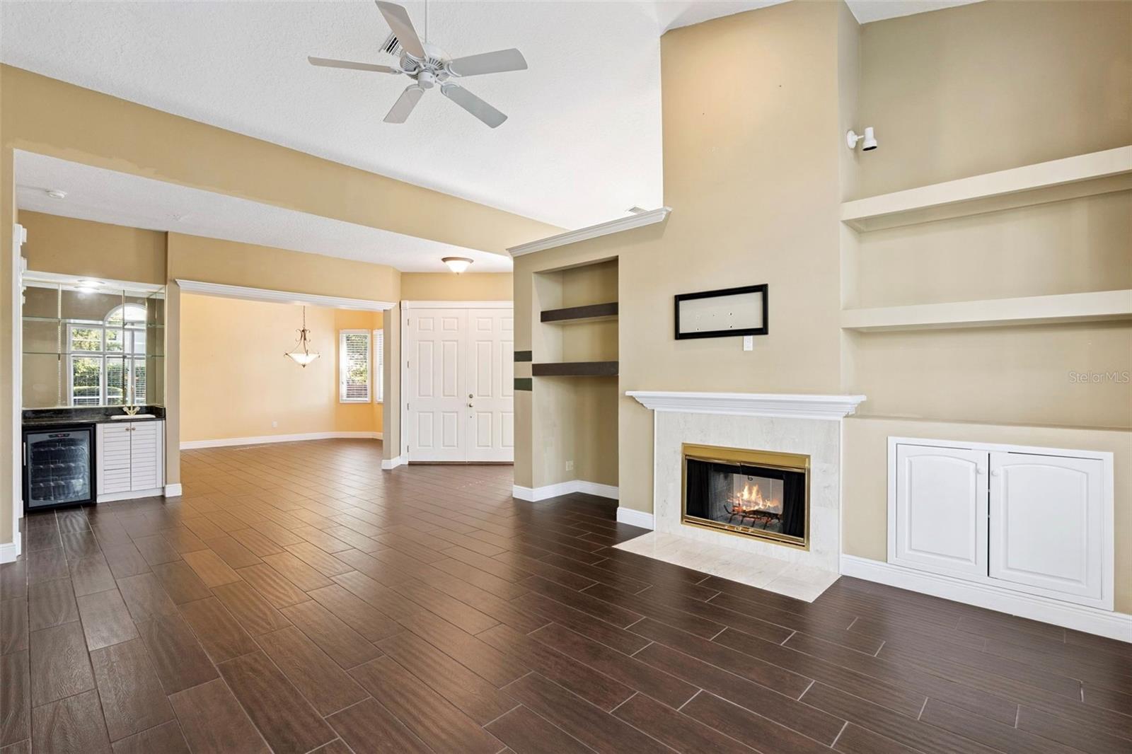 Image 8 of 52 For 1250 Langley Court