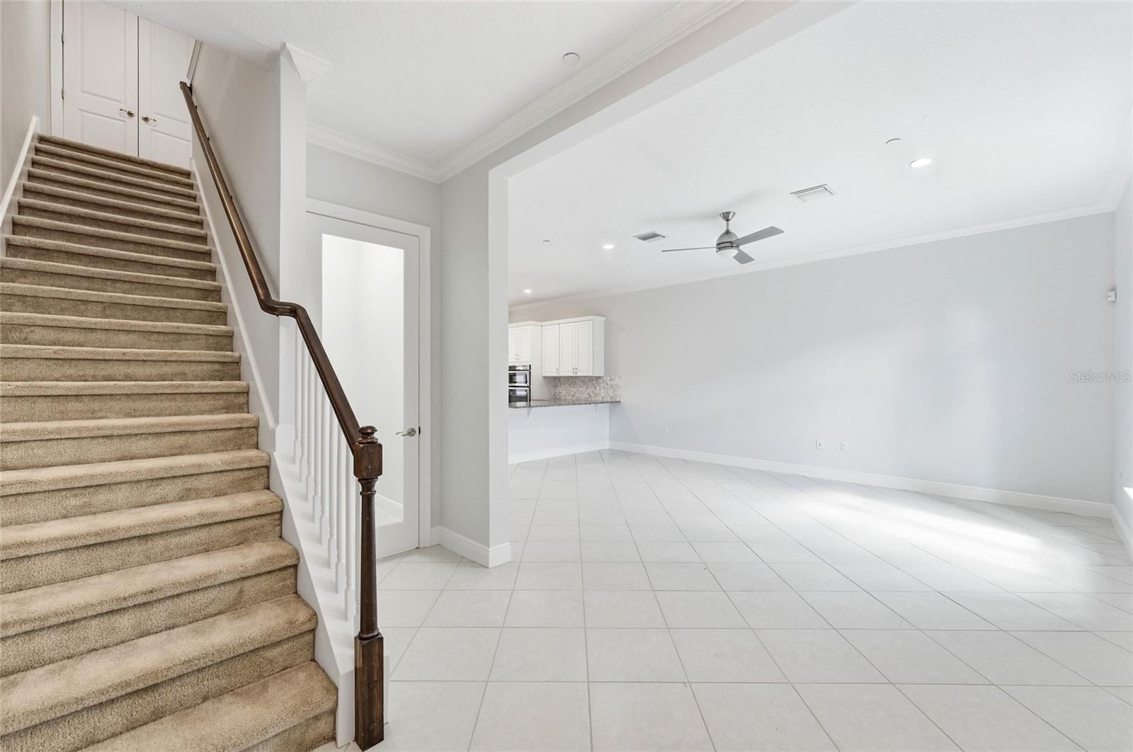 Image 11 of 25 For 8807 Fountain Palm Aly