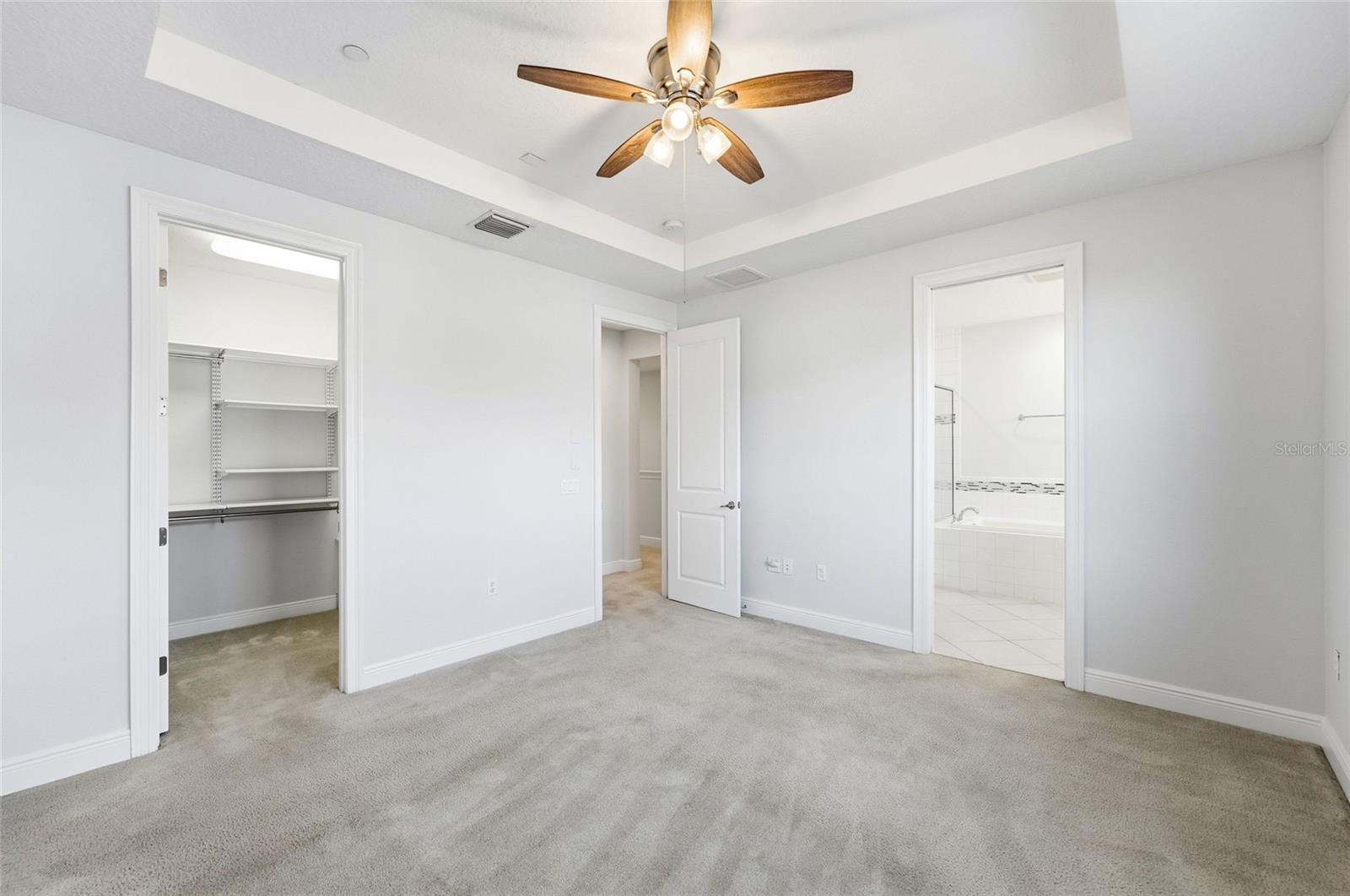 Image 13 of 25 For 8807 Fountain Palm Aly