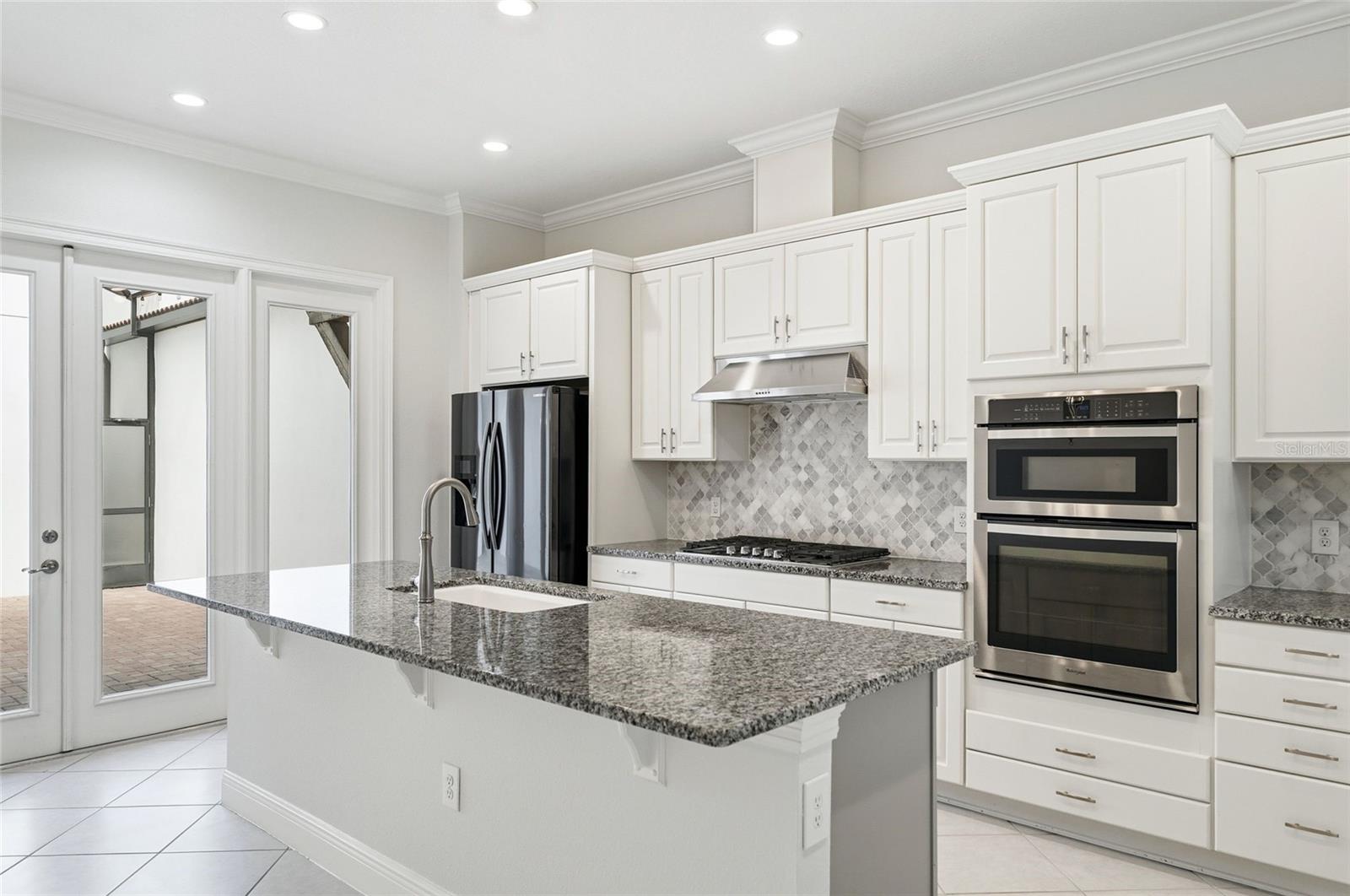 Image 2 of 25 For 8807 Fountain Palm Aly