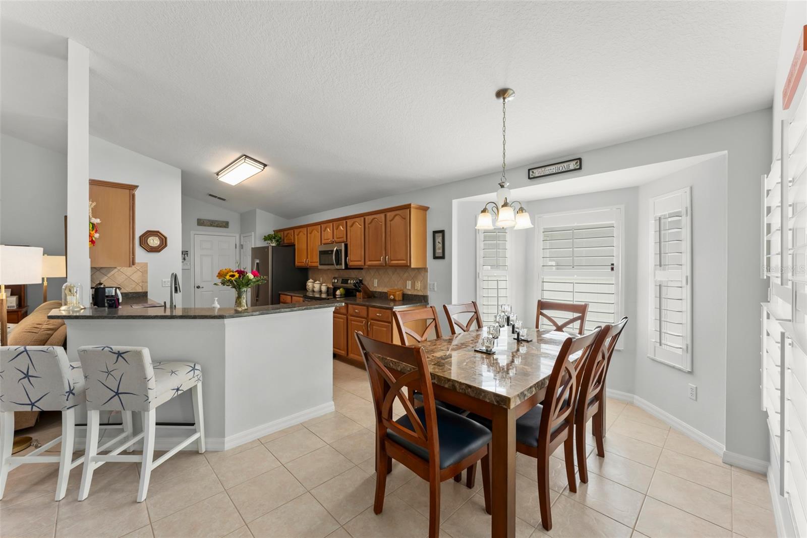 Image 11 of 44 For 9044 Oak Moss Drive