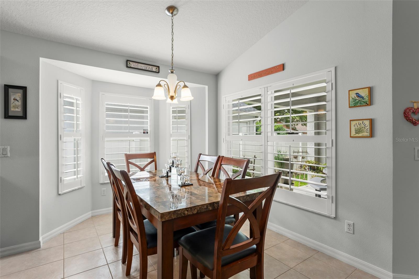 Image 12 of 44 For 9044 Oak Moss Drive