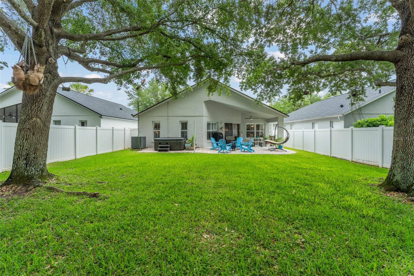 Image 35 of 44 For 9044 Oak Moss Drive