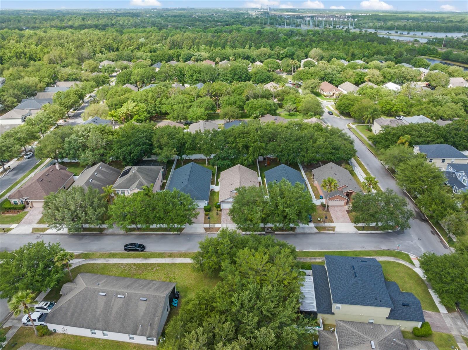 Image 41 of 44 For 9044 Oak Moss Drive