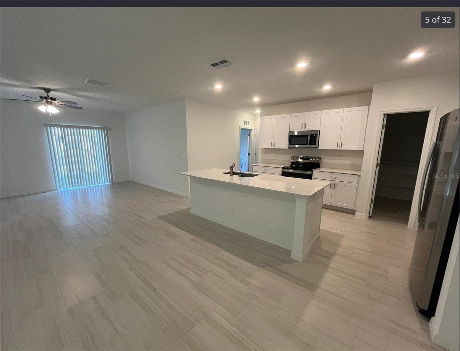 Image 5 of 24 For 11317 Radiant Shore Loop