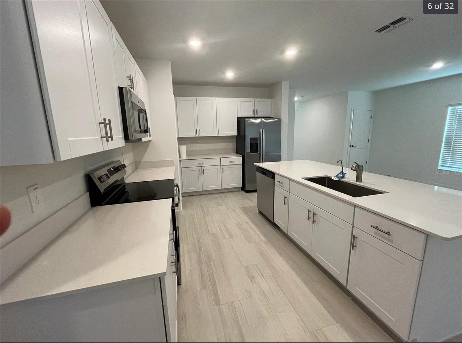 Image 6 of 24 For 11317 Radiant Shore Loop