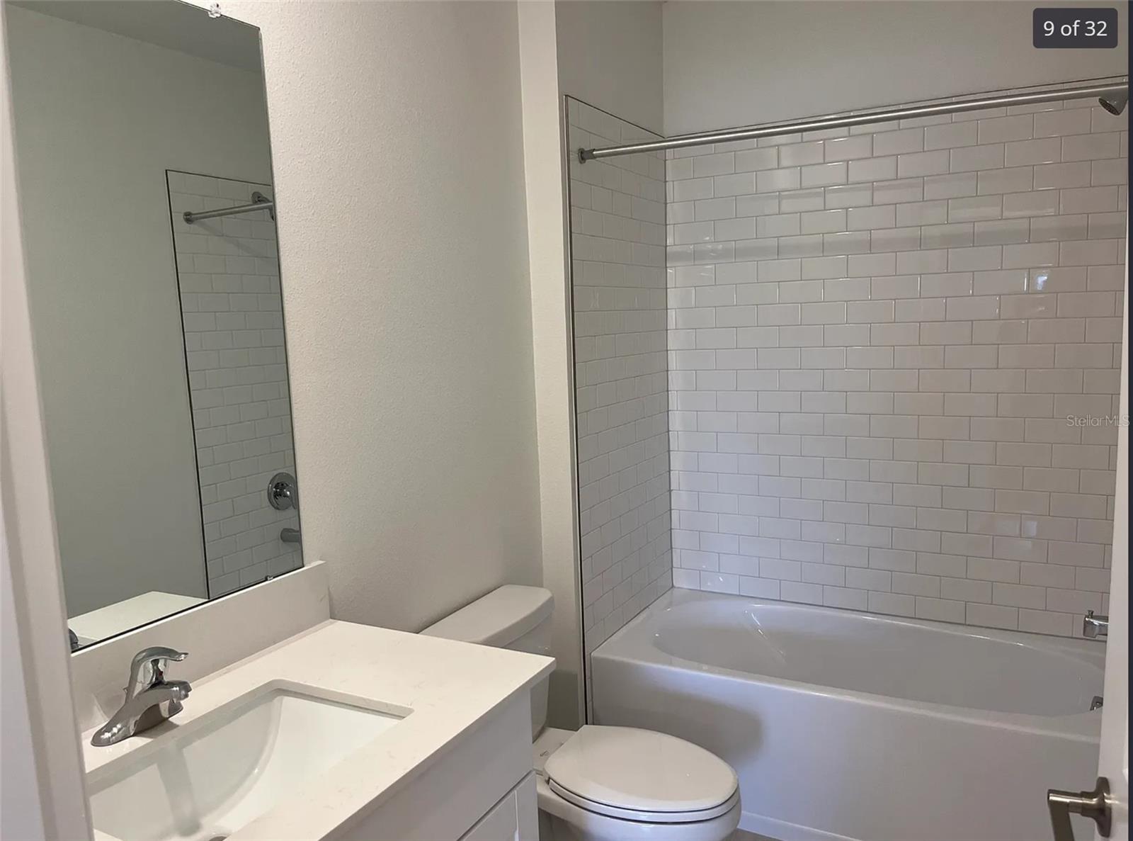 Image 9 of 24 For 11317 Radiant Shore Loop