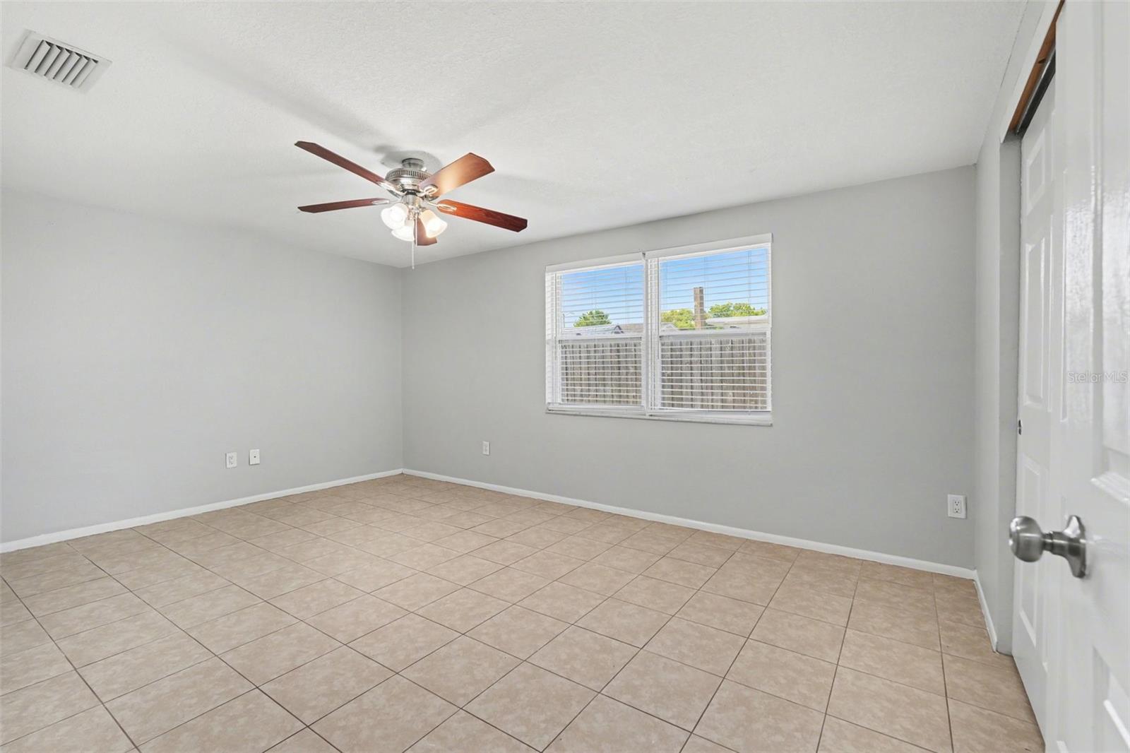 Image 17 of 21 For 6337 Bonaire Avenue