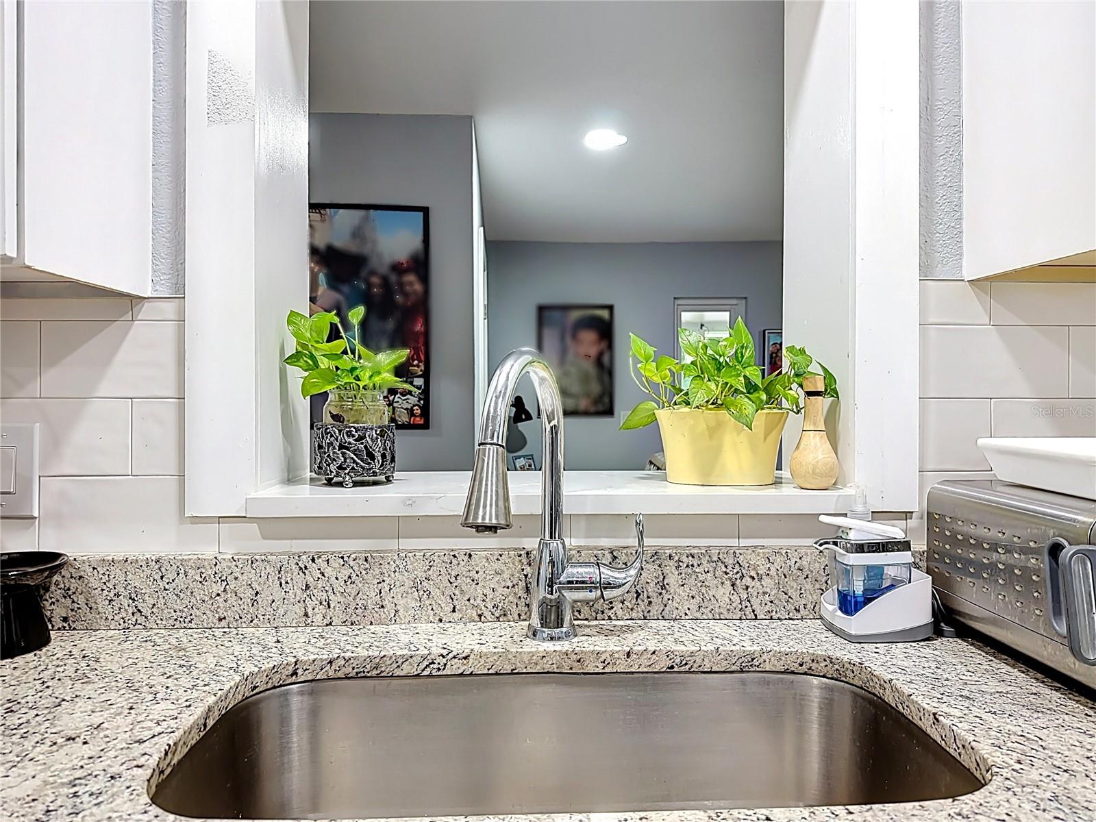 Image 11 of 53 For 1092 Riviera Boulevard