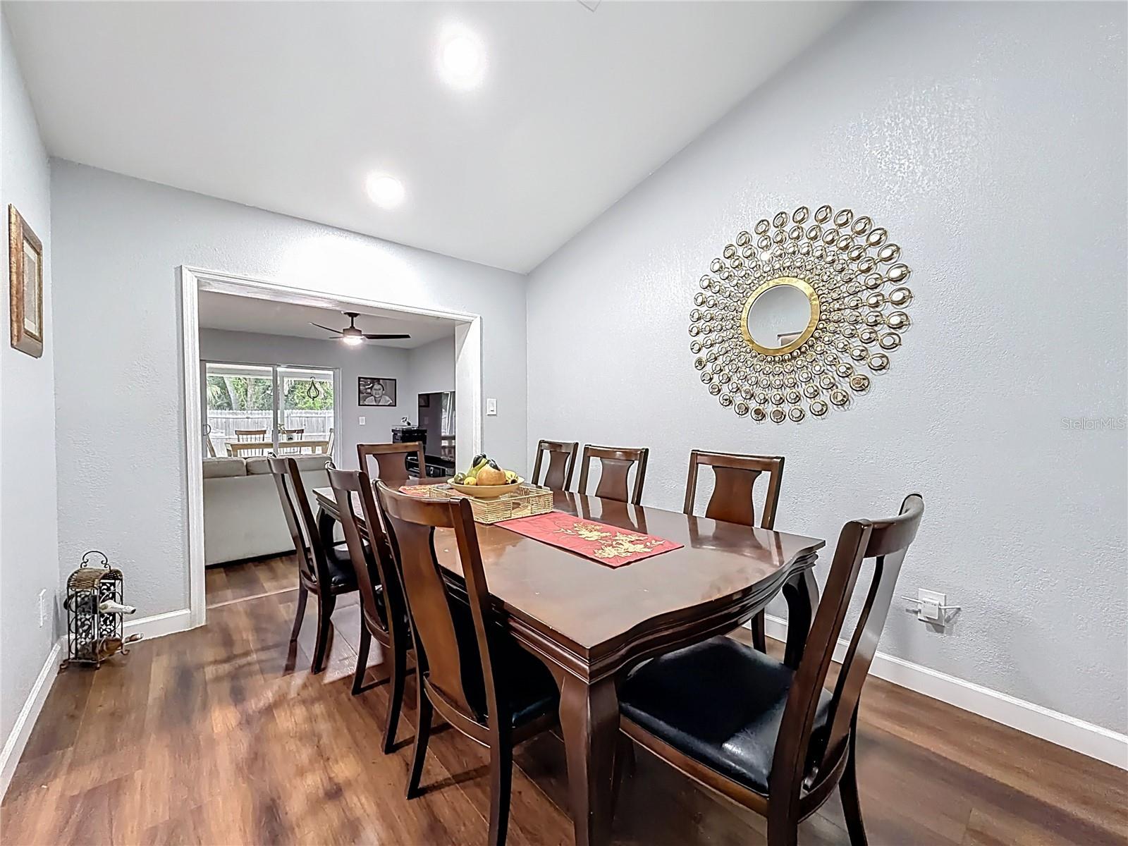 Image 15 of 53 For 1092 Riviera Boulevard