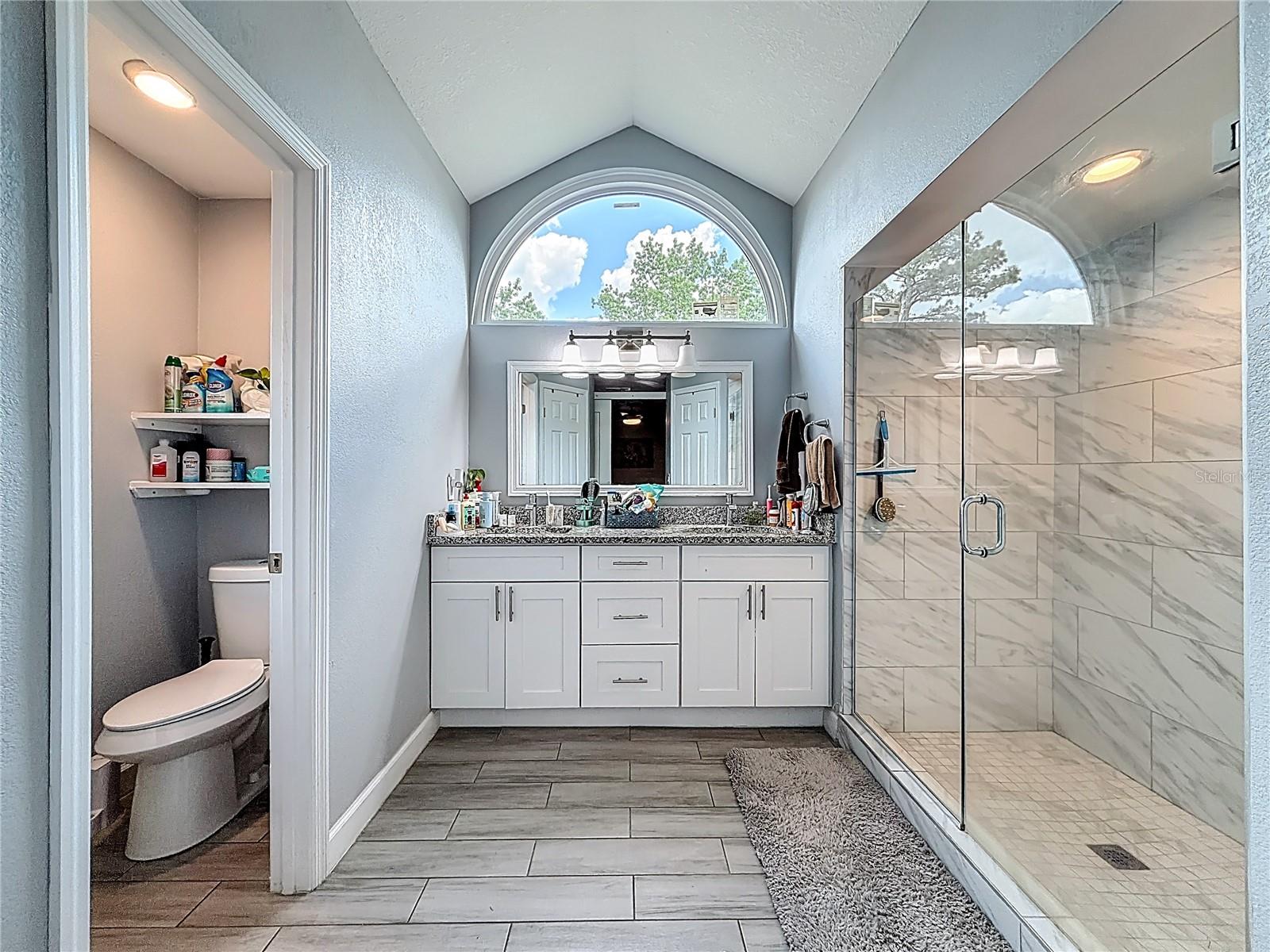 Image 20 of 53 For 1092 Riviera Boulevard