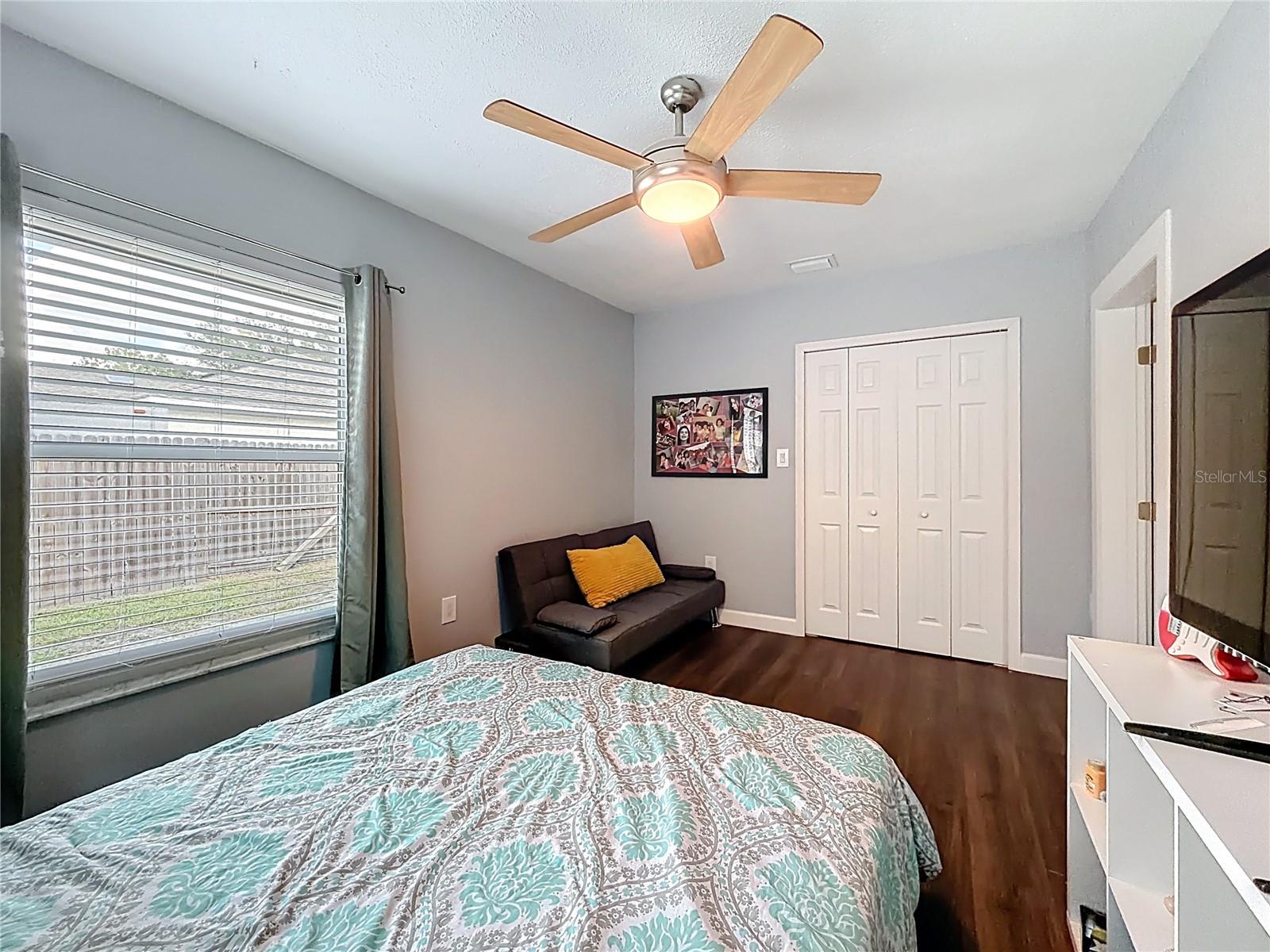 Image 25 of 53 For 1092 Riviera Boulevard