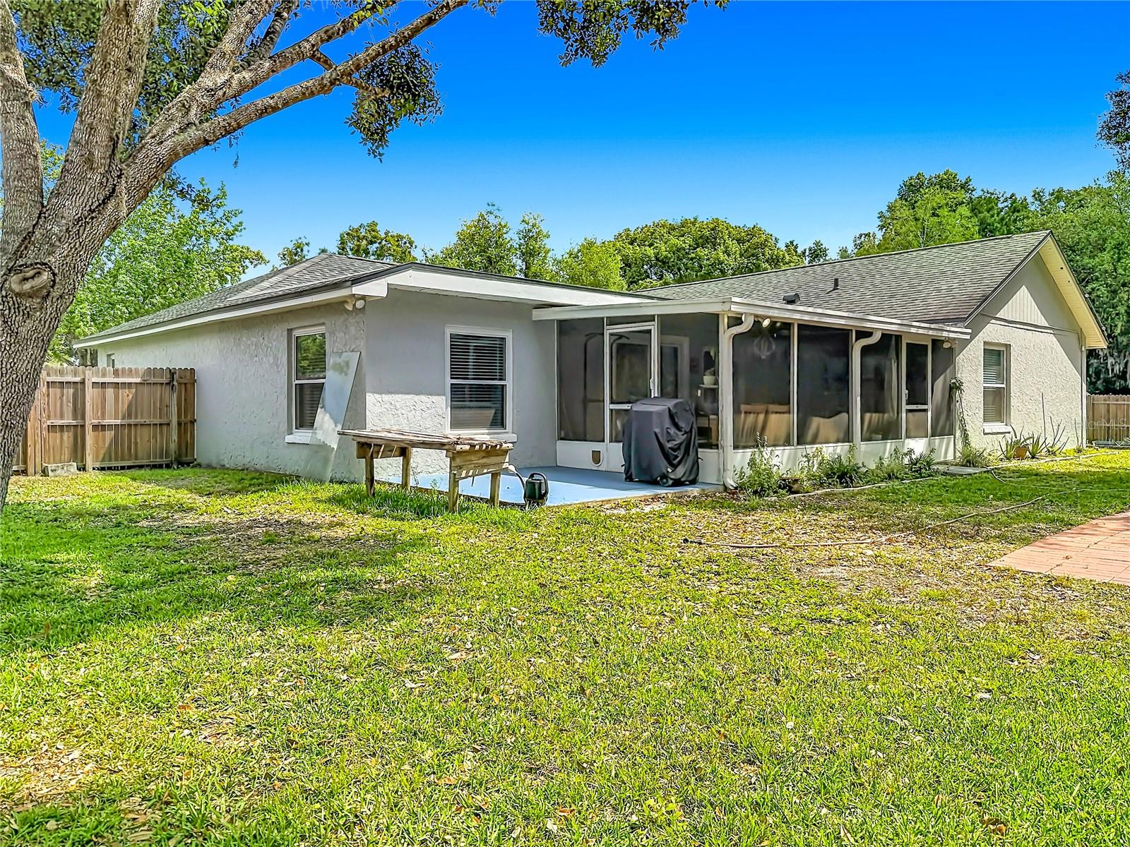 Image 38 of 53 For 1092 Riviera Boulevard