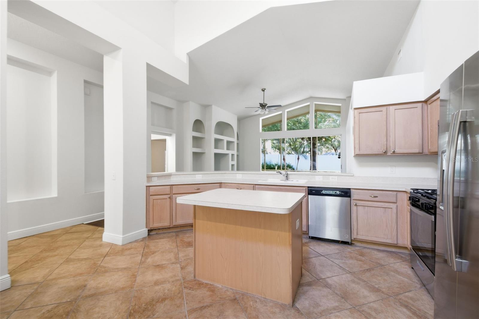 Image 21 of 57 For 703 Grand Canyon Drive