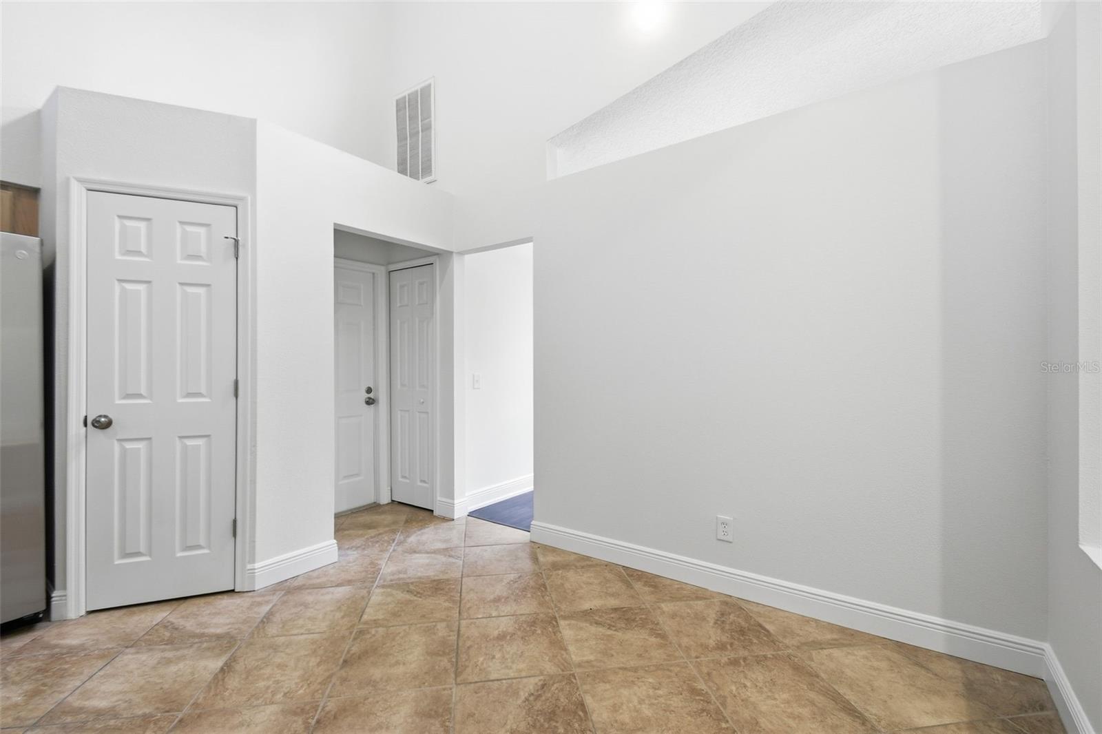 Image 25 of 57 For 703 Grand Canyon Drive