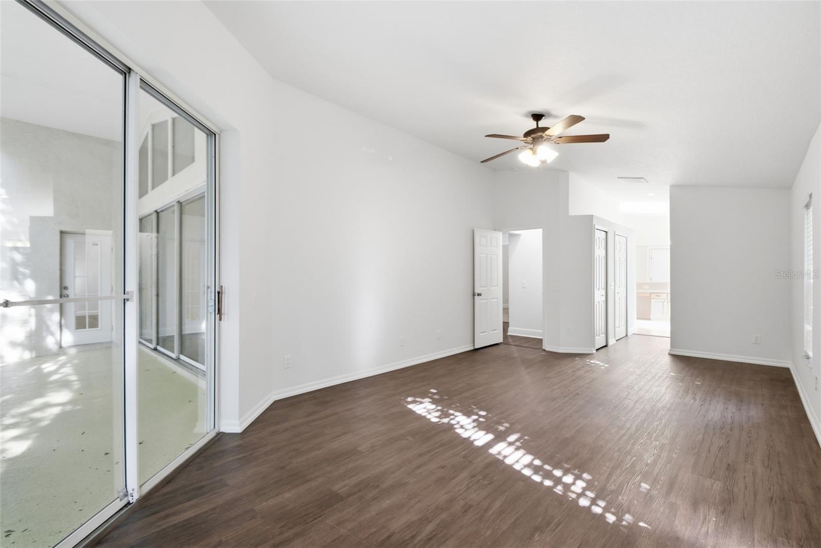 Image 28 of 57 For 703 Grand Canyon Drive