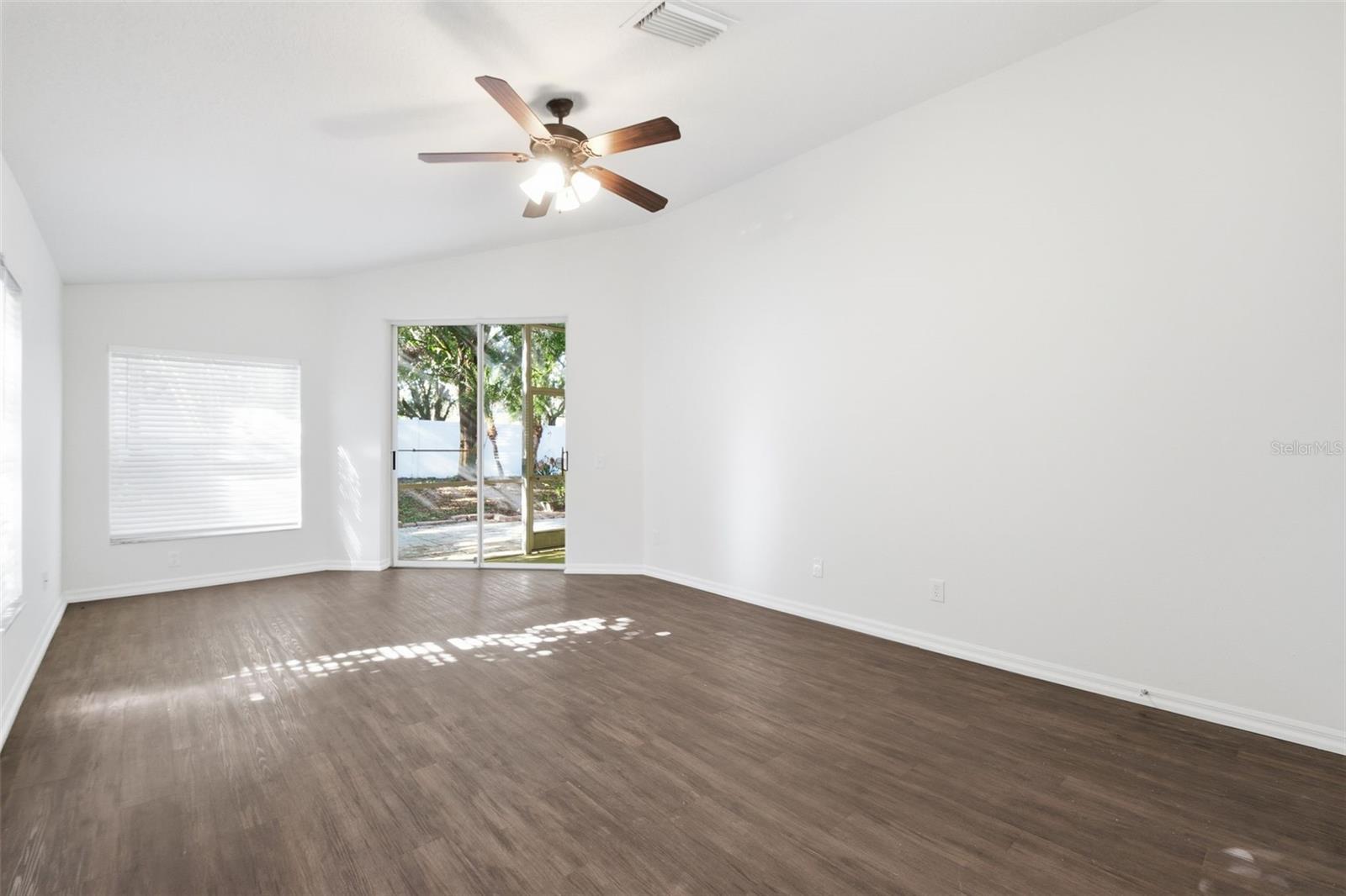 Image 29 of 57 For 703 Grand Canyon Drive