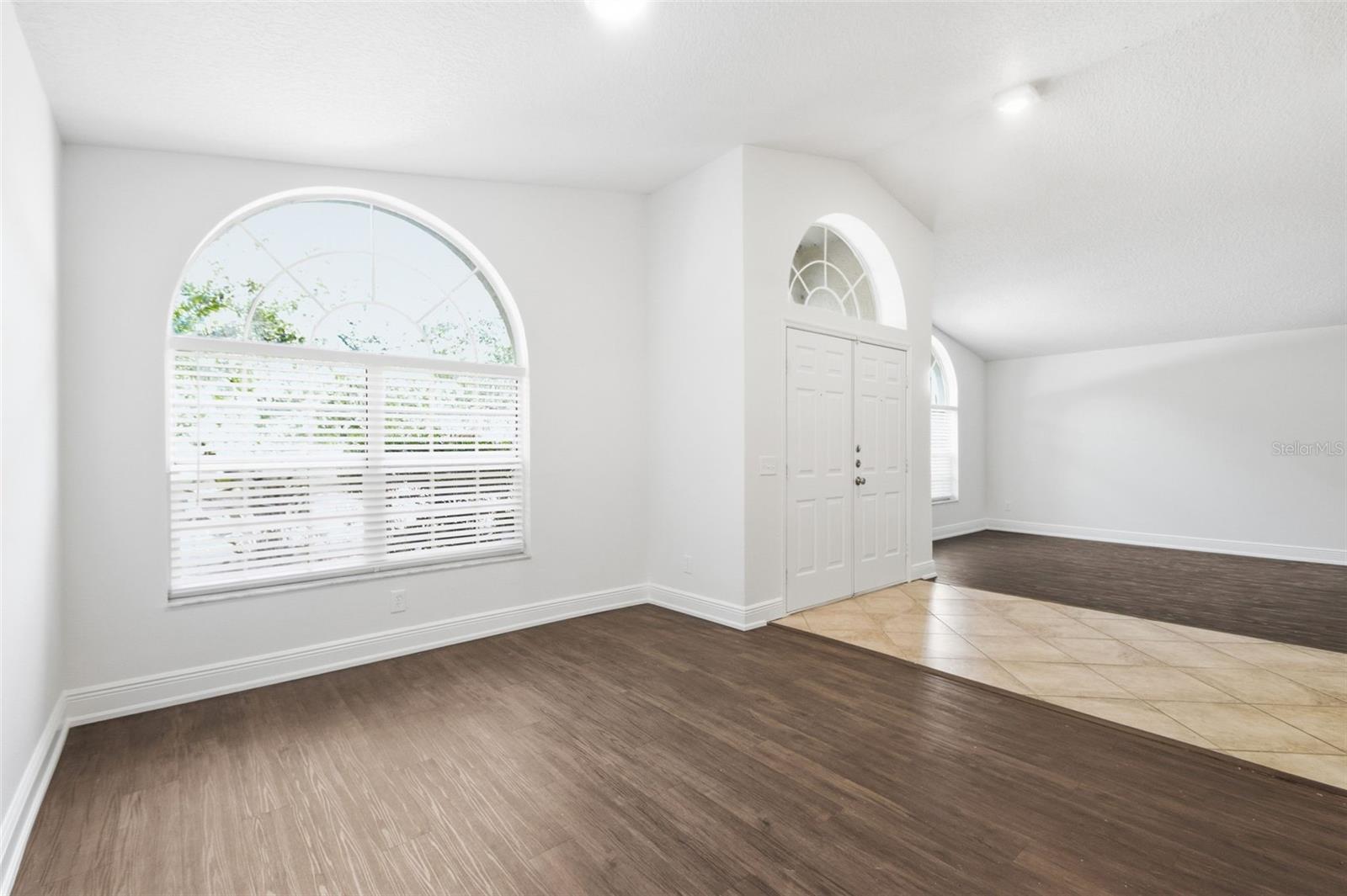 Image 7 of 57 For 703 Grand Canyon Drive