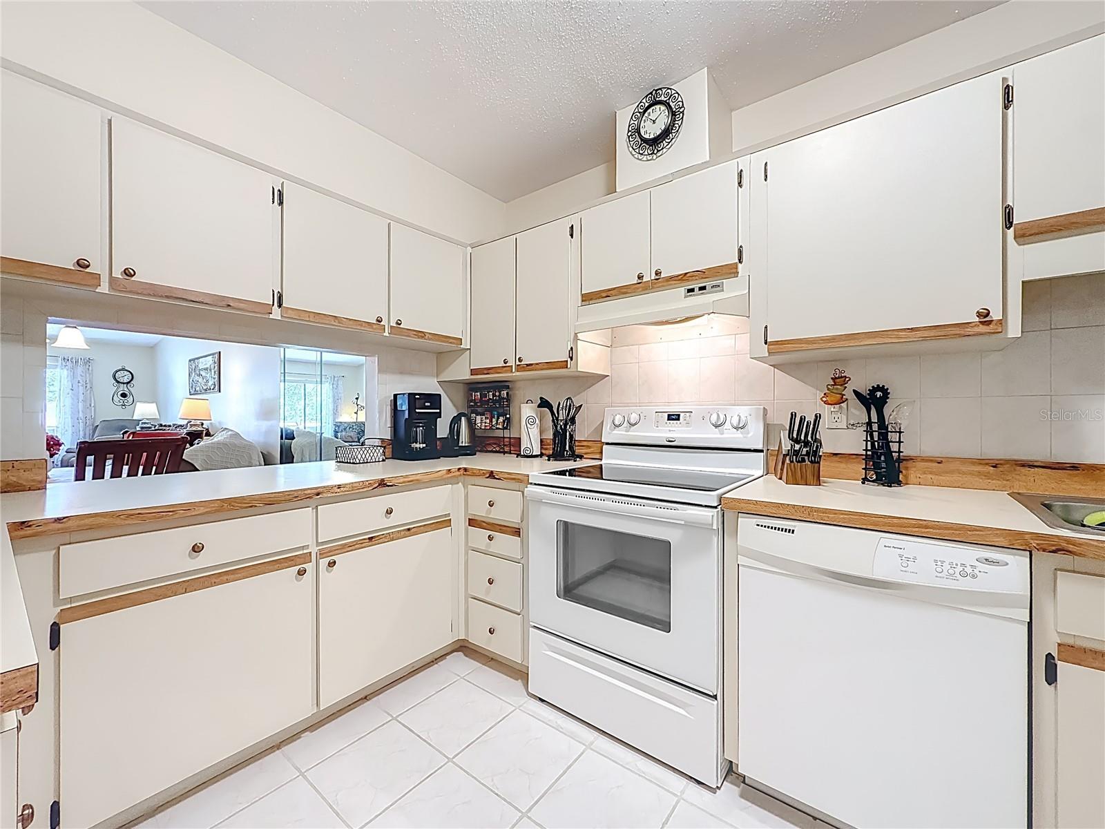 Image 5 of 21 For 3505 Tarpon Woods Blvd  P408