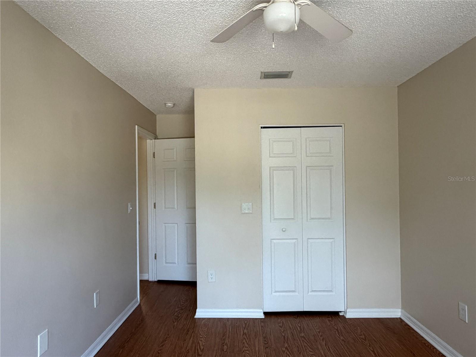 Image 15 of 27 For 758 Burlwood Street