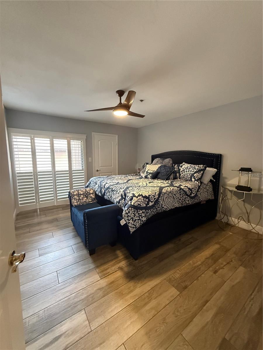 Image 32 of 51 For 1020 Michigan Street 1020