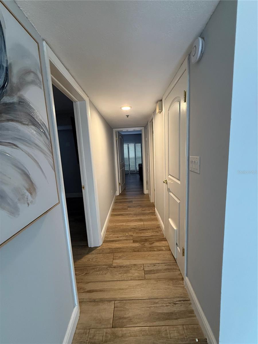 Image 38 of 51 For 1020 Michigan Street 1020