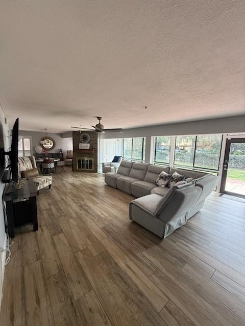 Image 7 of 51 For 1020 Michigan Street 1020