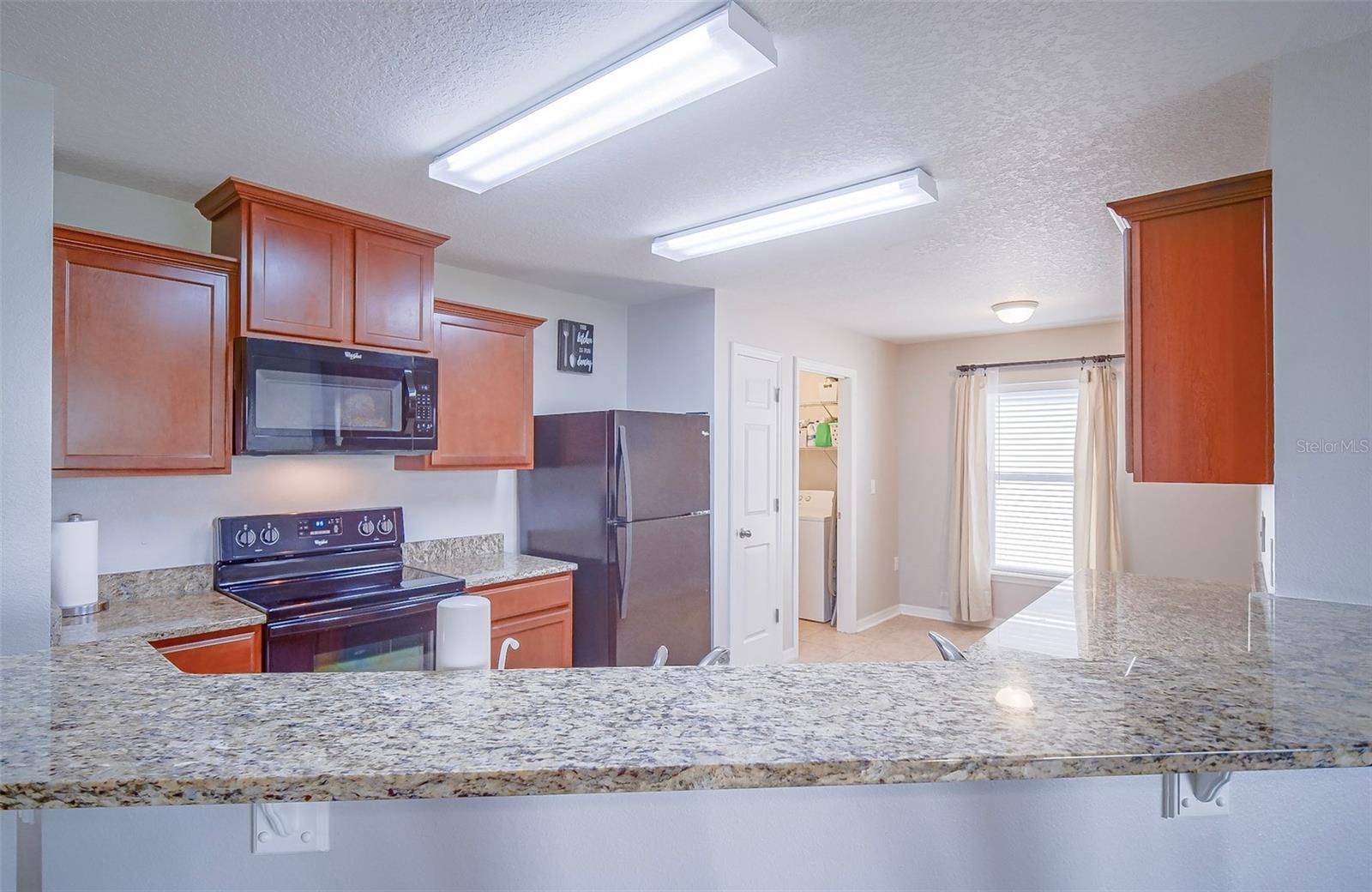 Image 4 of 40 For 30838 Water Lily Drive