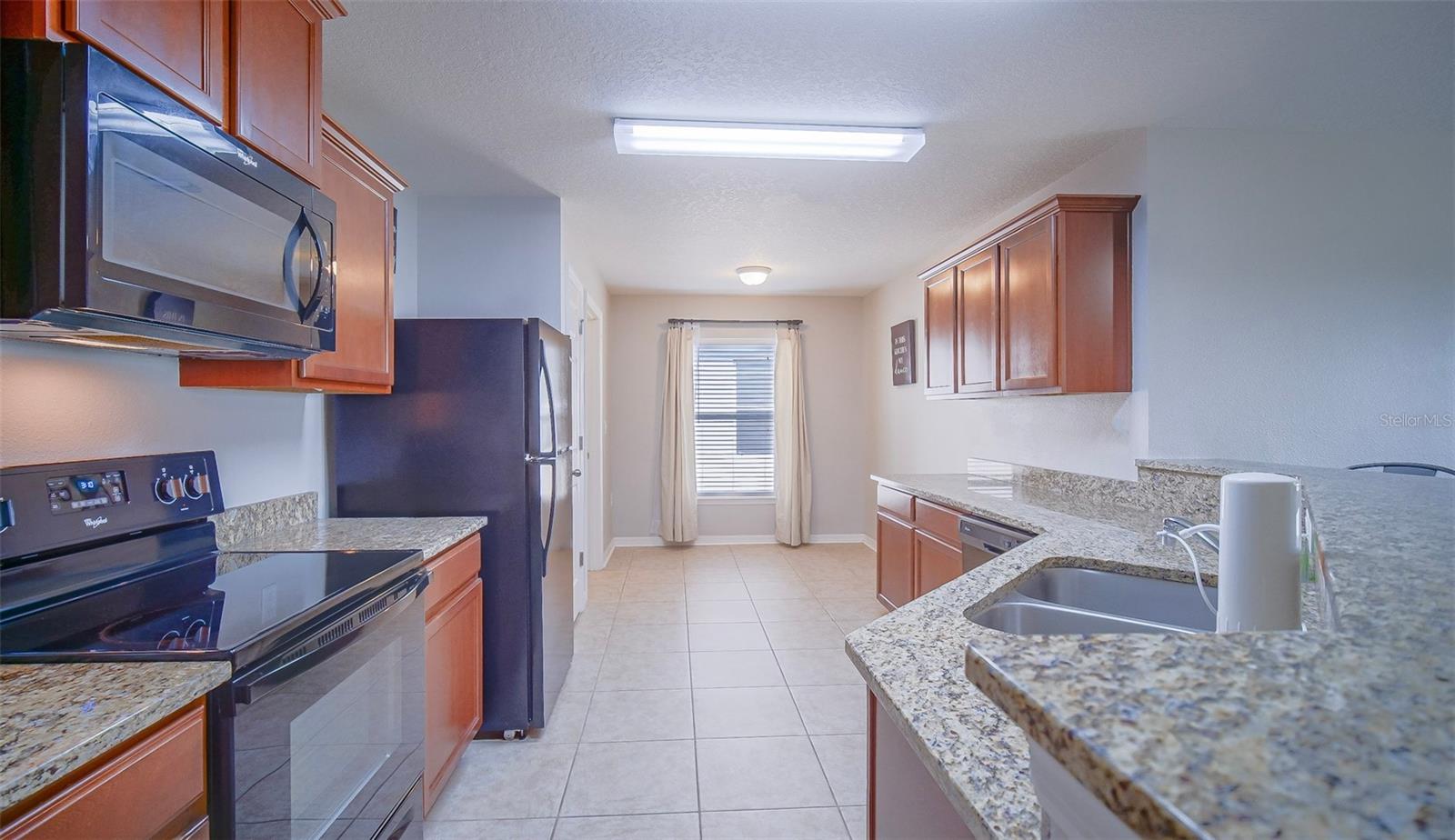 Image 5 of 40 For 30838 Water Lily Drive