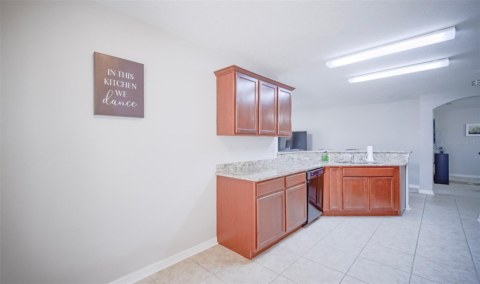 Image 9 of 40 For 30838 Water Lily Drive