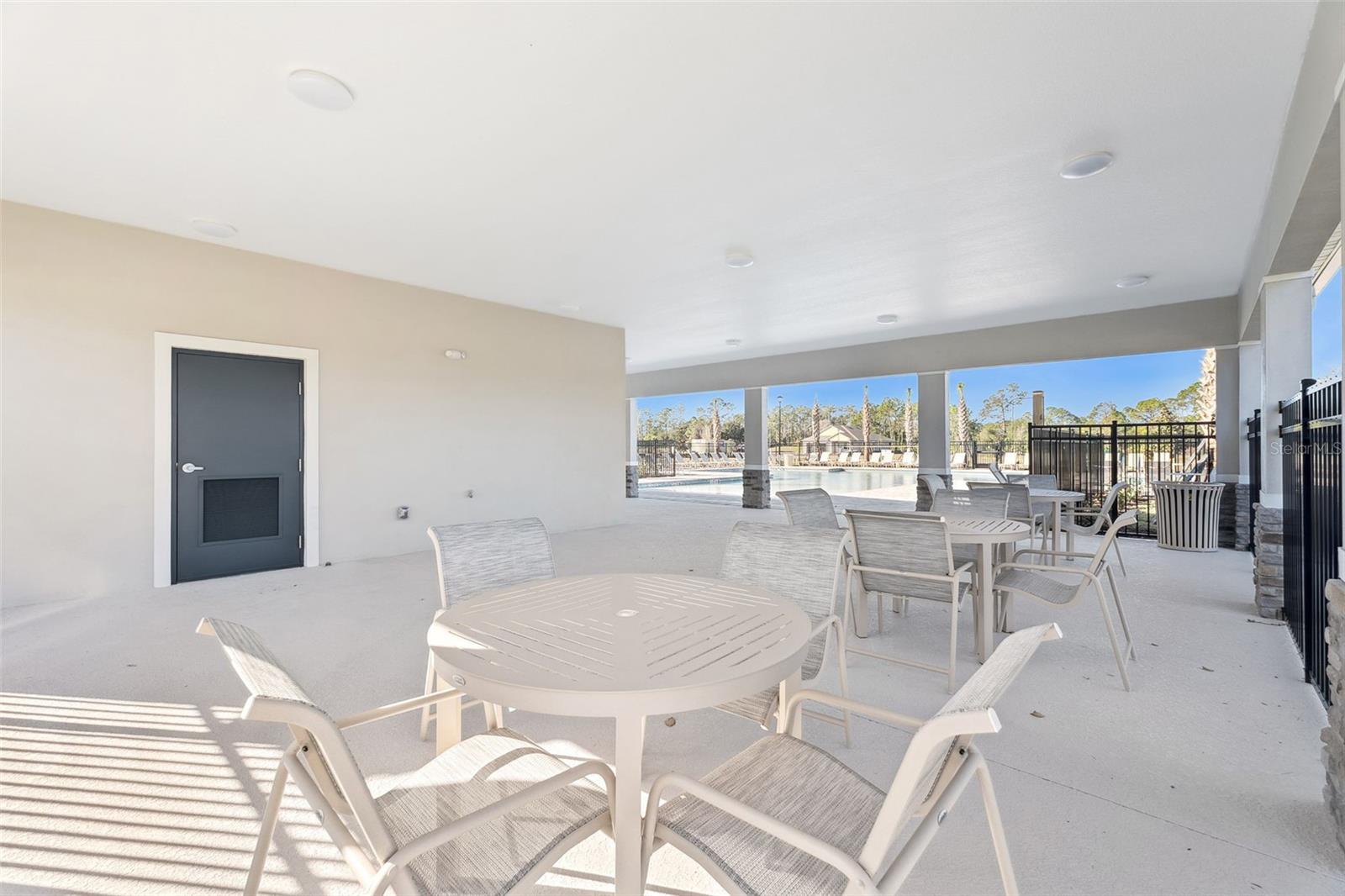 Image 26 of 43 For 1001 Champion Rdg Drive