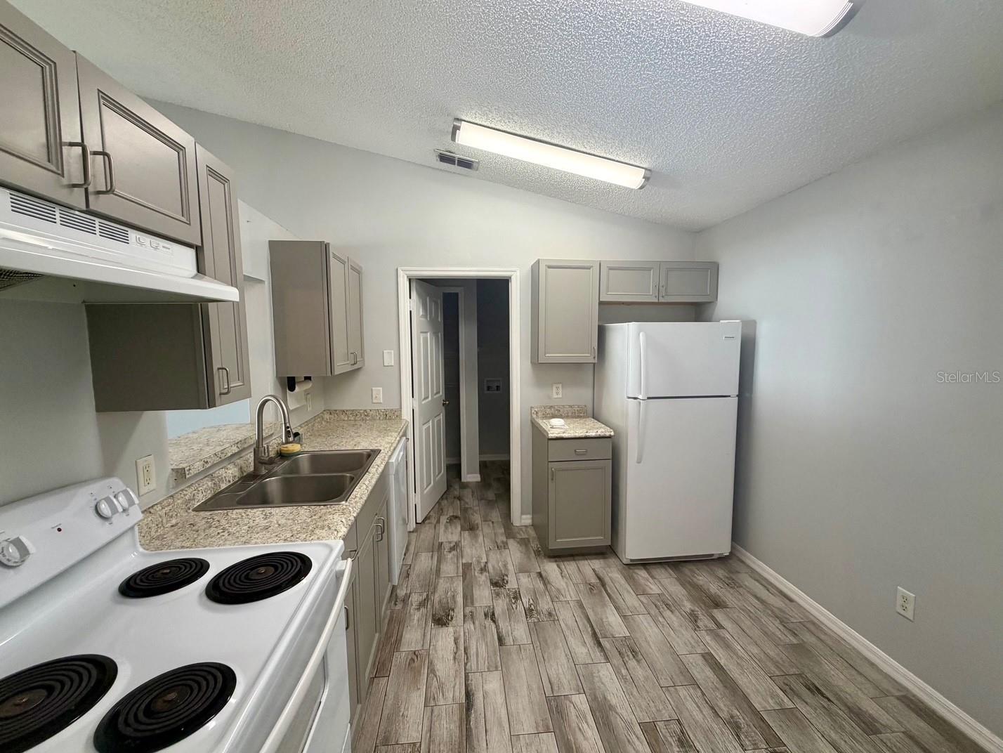 Image 6 of 20 For 251 Rhapsody Lane