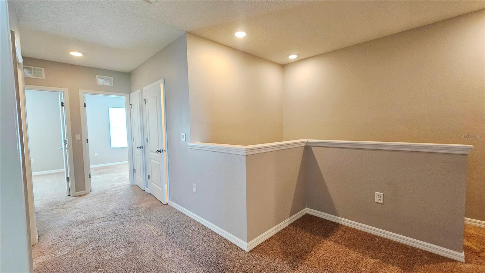 Image 18 of 38 For 364 Arbor Lakes Drive