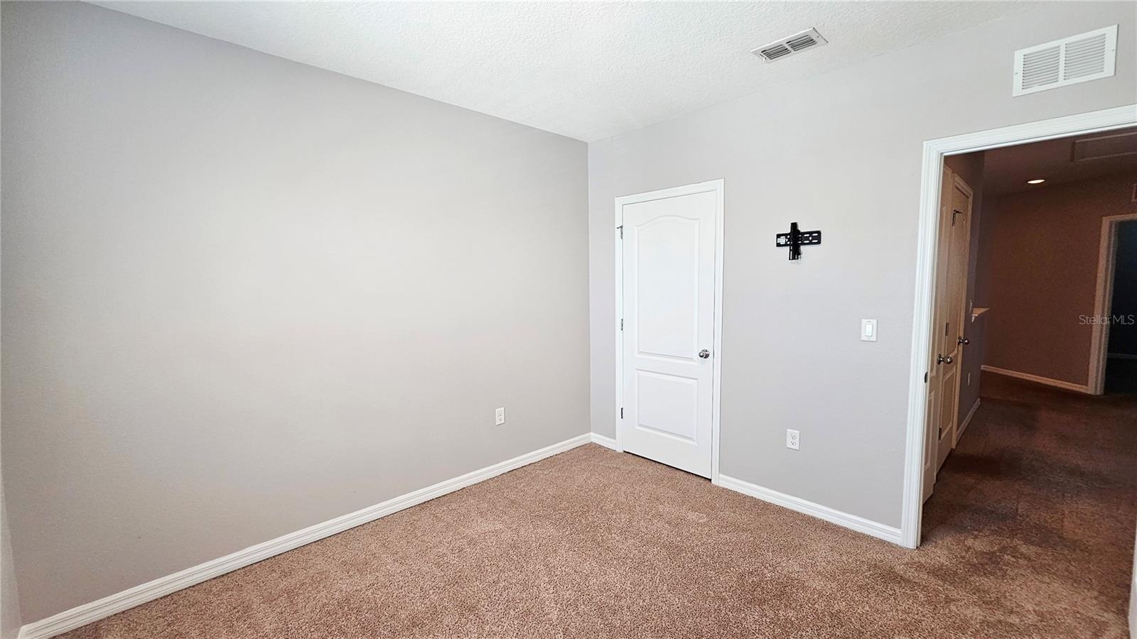 Image 23 of 38 For 364 Arbor Lakes Drive