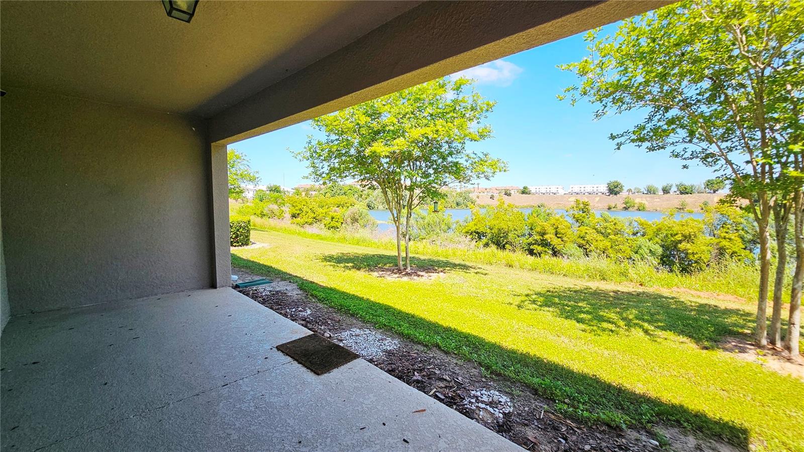 Image 26 of 38 For 364 Arbor Lakes Drive