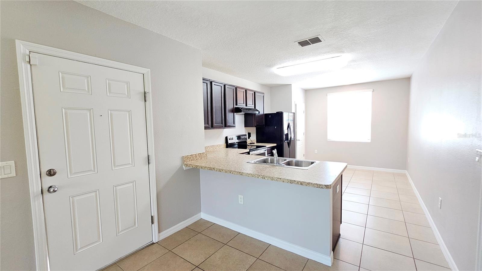 Image 7 of 38 For 364 Arbor Lakes Drive