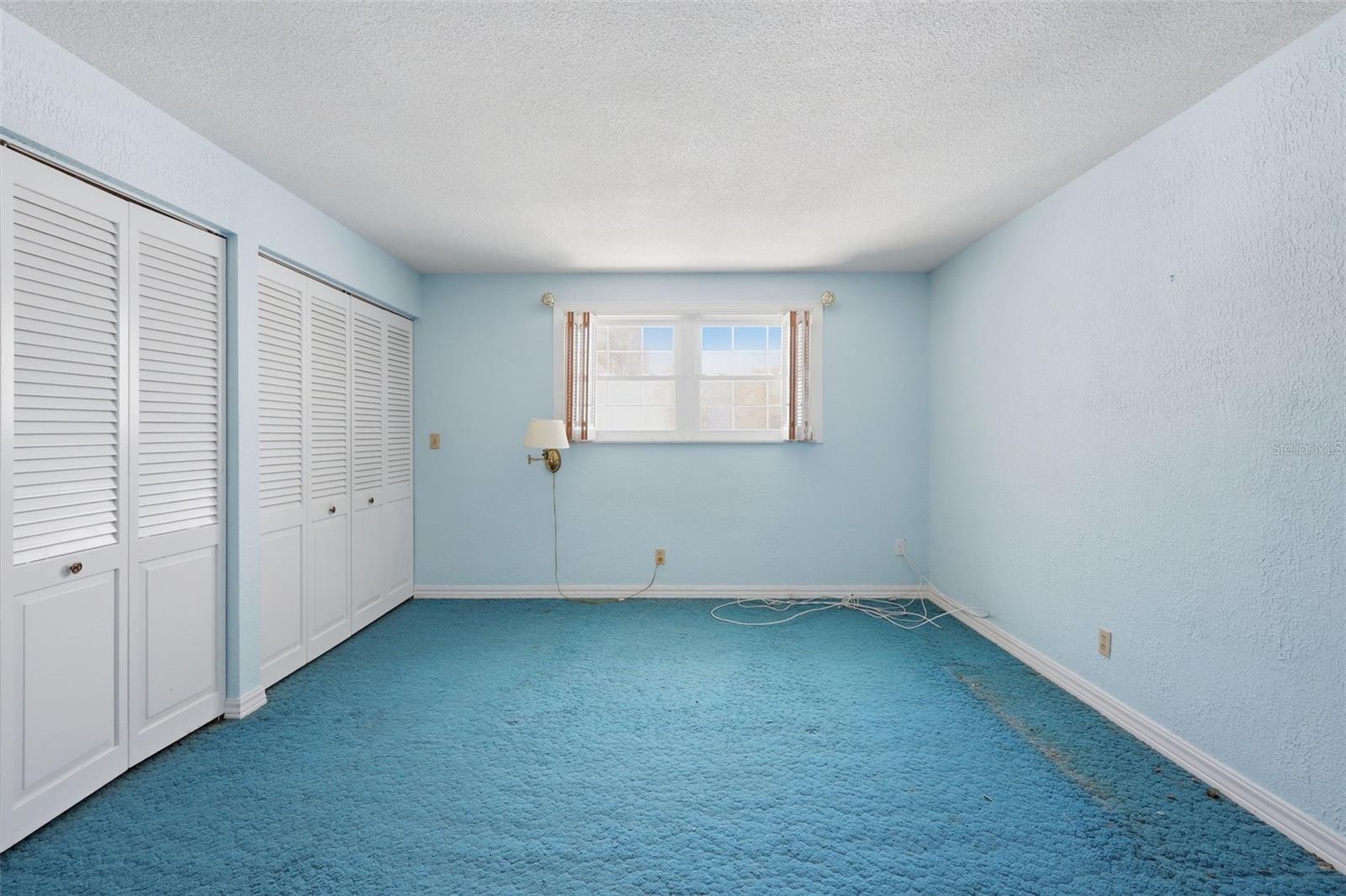 Image 19 of 42 For 102 Ann Rustin Drive