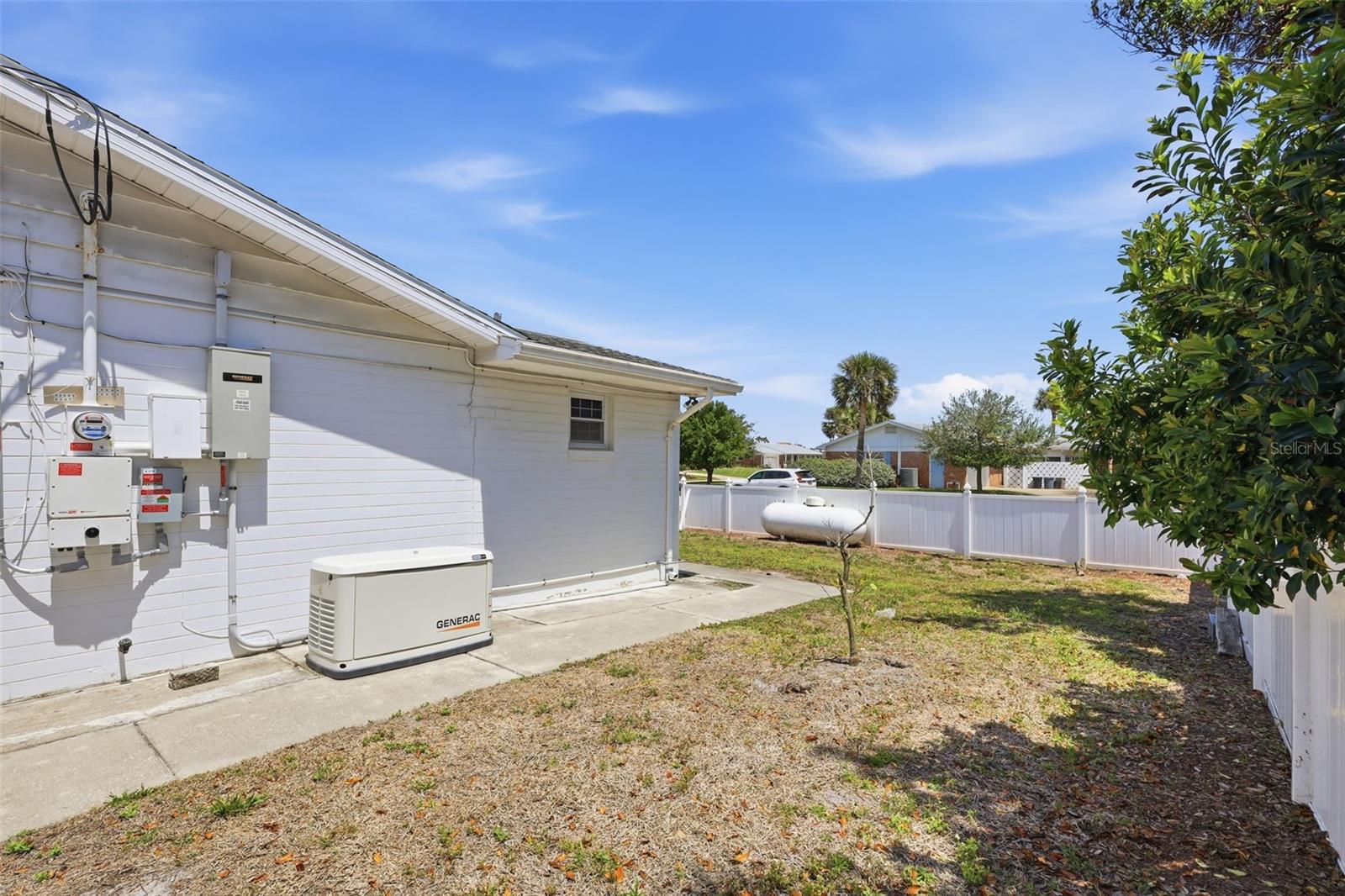 Image 37 of 42 For 102 Ann Rustin Drive