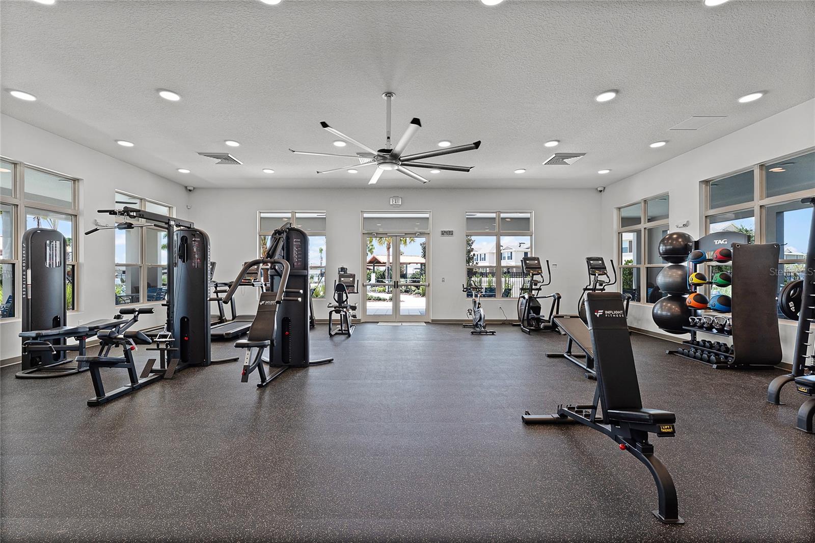 Image 30 of 51 For 2057 Walnut Creek Drive